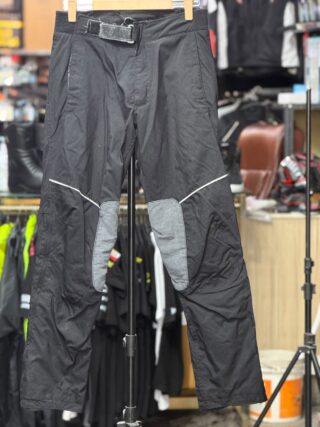 REVIT TOURING RIDING PANT WITH LEVEL 2 PROTECTION SIZE 32 WAIST
