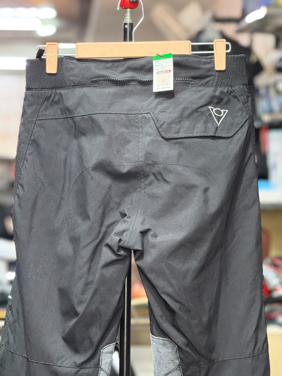 REVIT TOURING RIDING PANT WITH LEVEL 2 PROTECTION SIZE 32 WAIST - Image 6