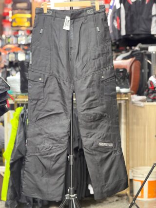 IXON RIDING PANT WITH LEVEL 2 PROTECTION SIZE 32 WAIST