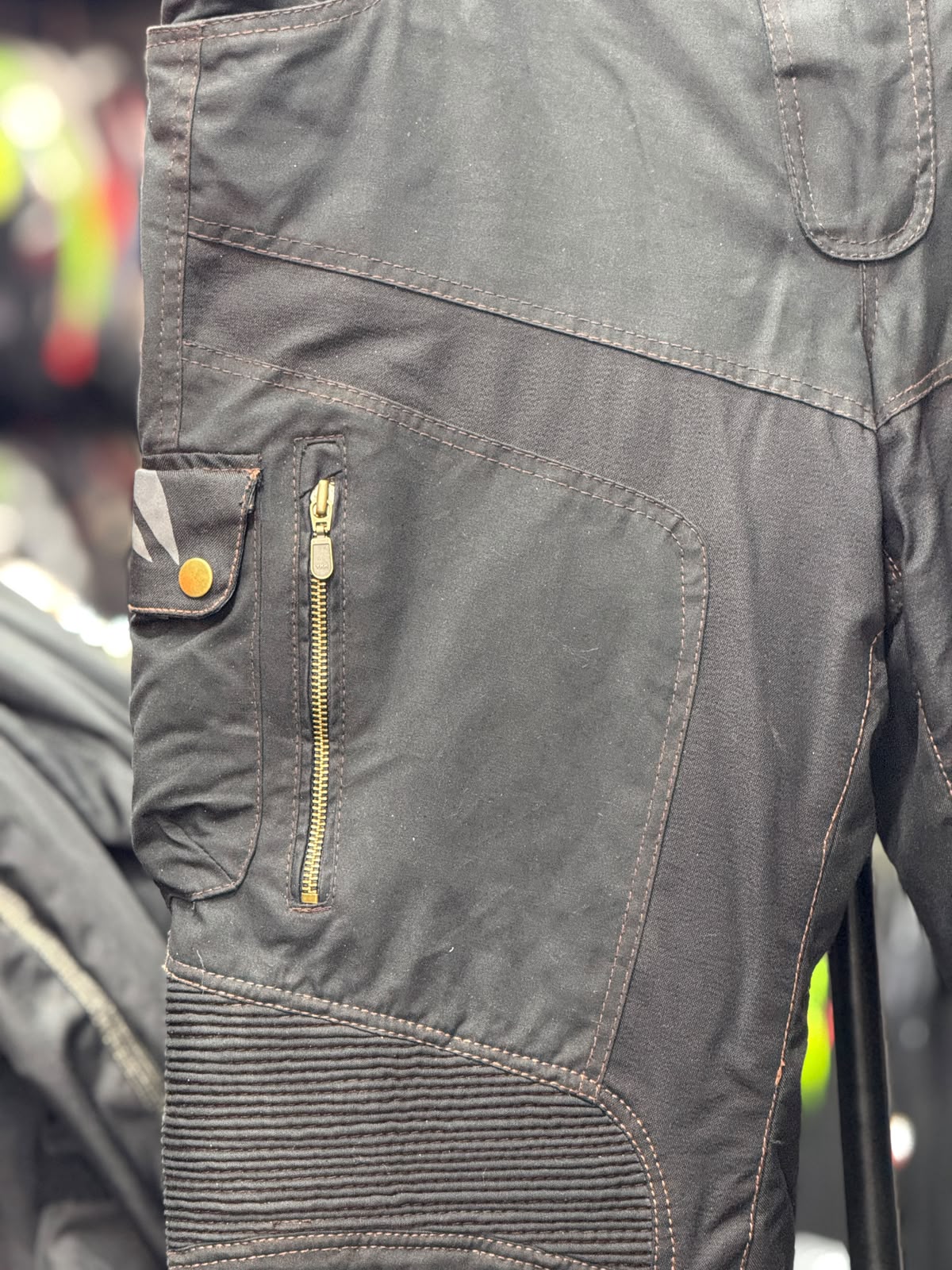 WOLF TOURING RIDING PANT WITH LEVEL 2 PROTECTION SIZE 38 WAIST - Image 4