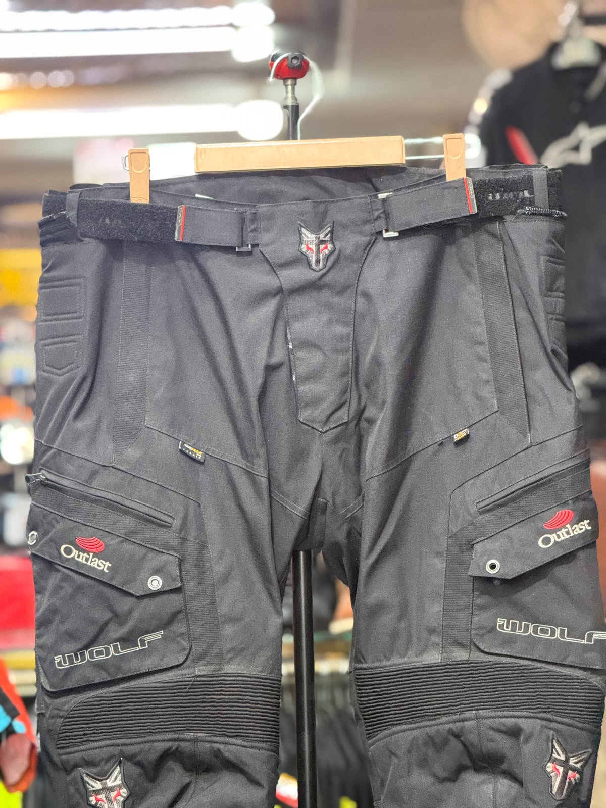 WOLF TOURING RIDING PANT WITH LEVEL 2 PROTECTION SIZE 40 WAIST - Image 2