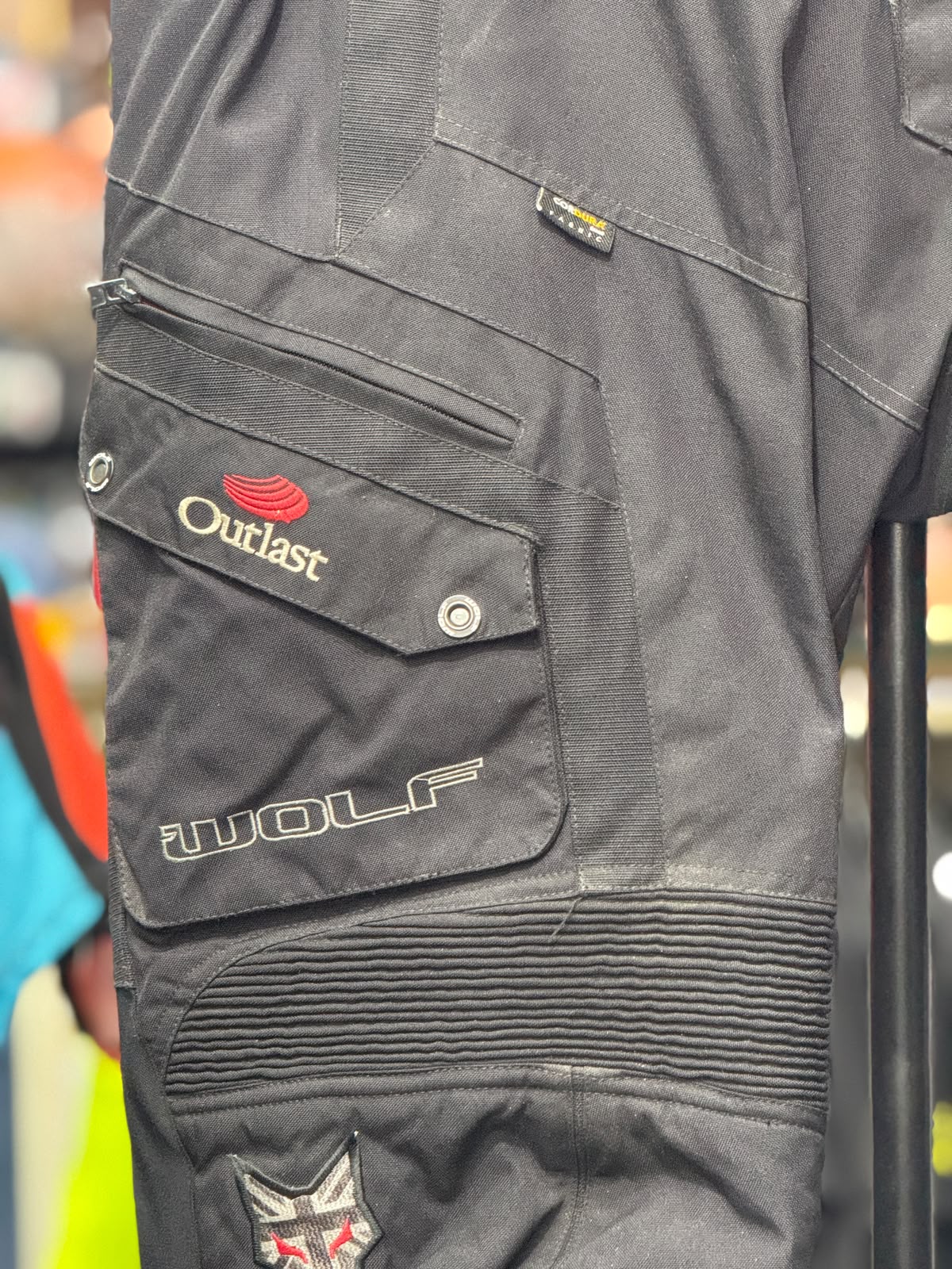 WOLF TOURING RIDING PANT WITH LEVEL 2 PROTECTION SIZE 40 WAIST - Image 4