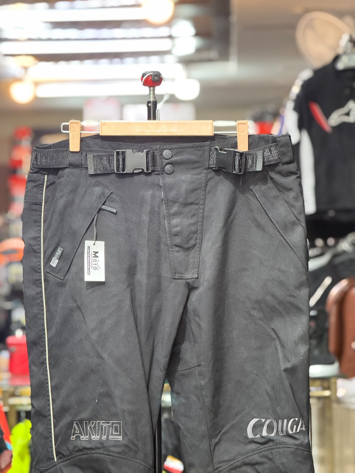 AKITKO TOURING RIDING PANT WITH LEVEL 2 PROTECTION SIZE 40 WAIST - Image 2