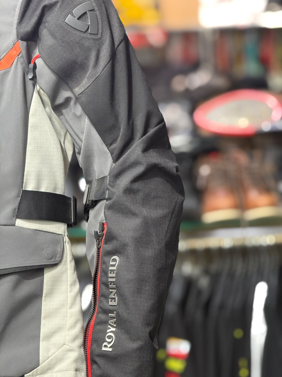 REVIT X ROYAL ENFIELD RIDING JACKET WITH LEVEL 2 PROTECTION SIZE S 38 CHEST - Image 3