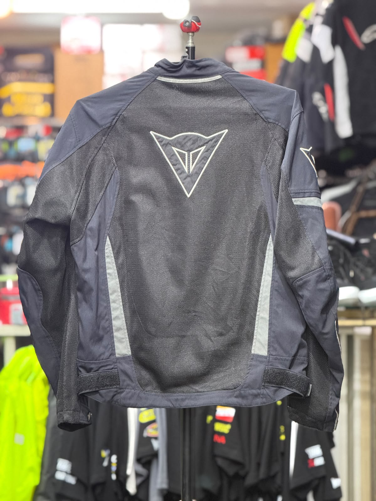 DAINESE RIDING JACKET WITH LEVEL 2 PROTECTION SIZE M 40 CHEST - Image 4