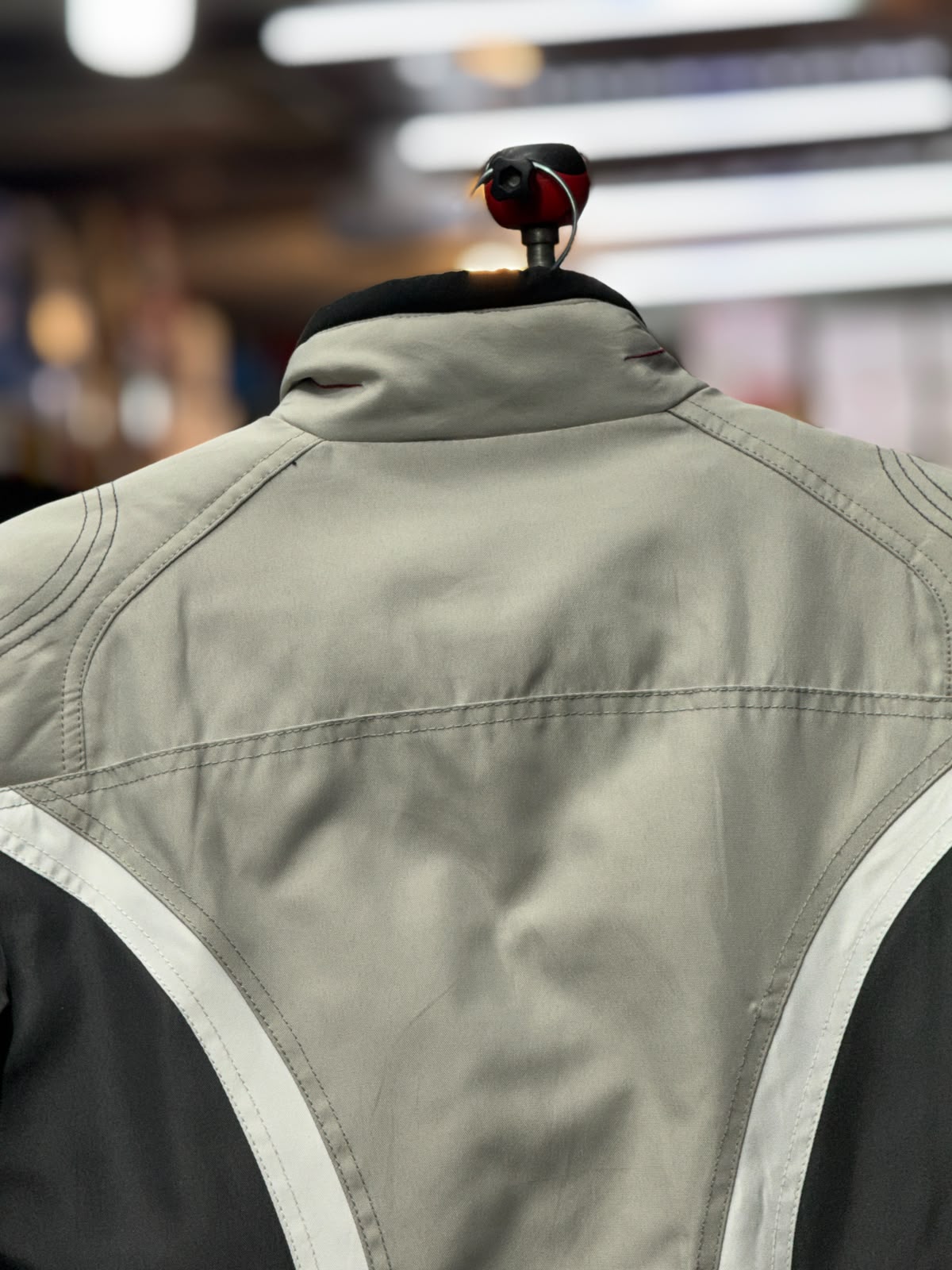IXON RIDING JACKET WITH LEVEL 2 PROTECTION SIZE M 40 CHEST - Image 7