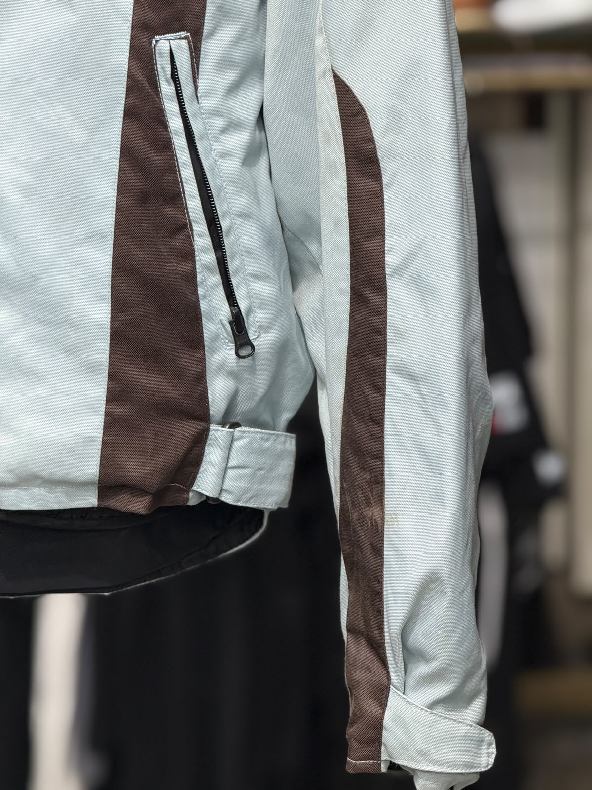 BERING RIDING JACKET WITH LEVEL 2 PROTECTION SIZE L 42 CHEST - Image 3