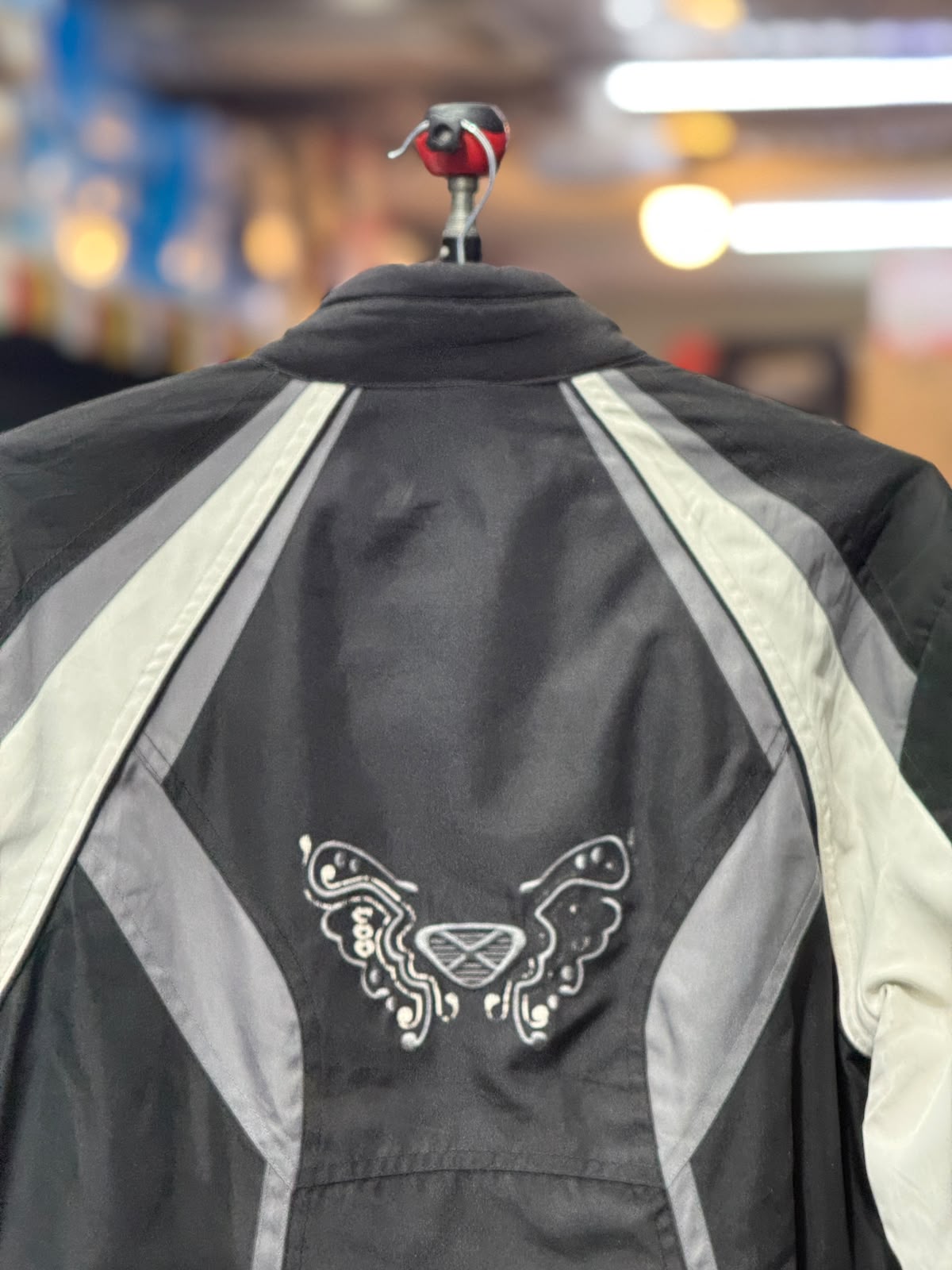 IXON RIDING JACKET WITH LEVEL 2 PROTECTION SIZE L 42 CHEST - Image 7