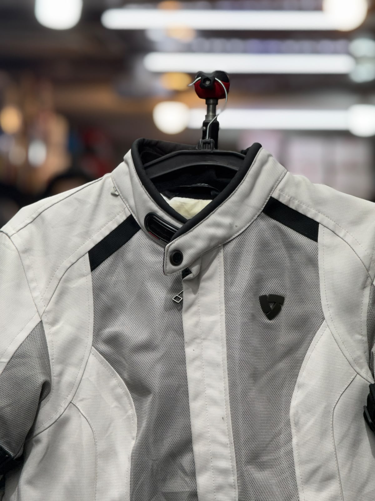REVIT RIDING JACKET WITH LEVEL 2 PROTECTION SIZE XL 44 CHEST - Image 2