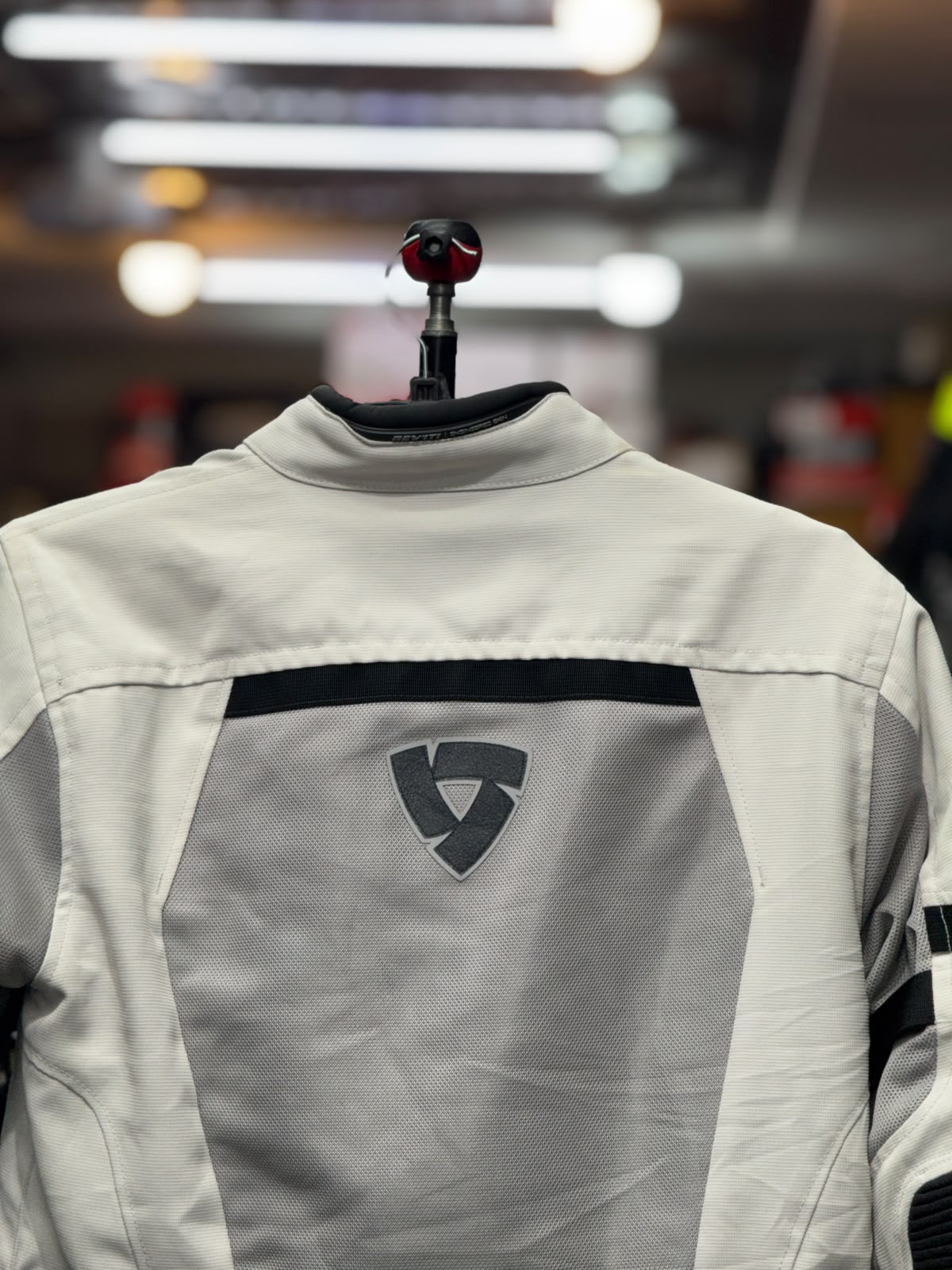 REVIT RIDING JACKET WITH LEVEL 2 PROTECTION SIZE XL 44 CHEST - Image 6