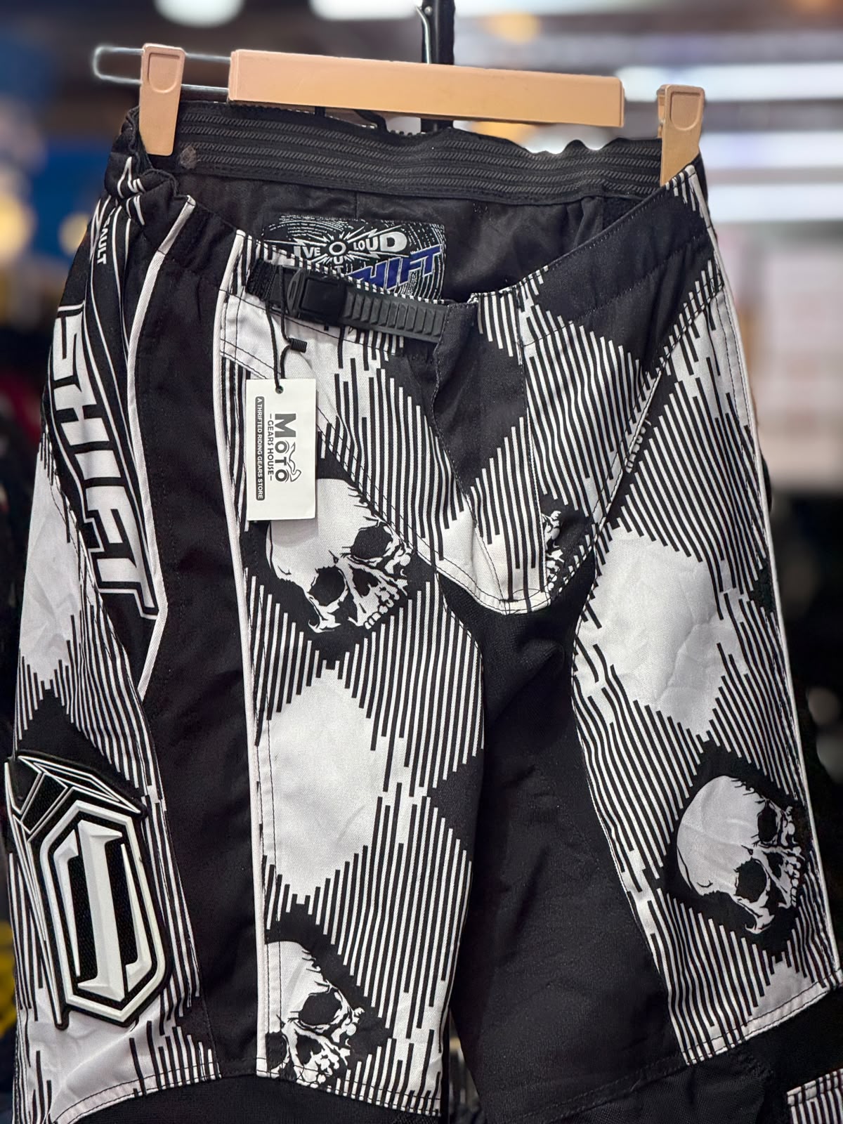 SHIFT MX SIZE 30 WAIST - Image 2