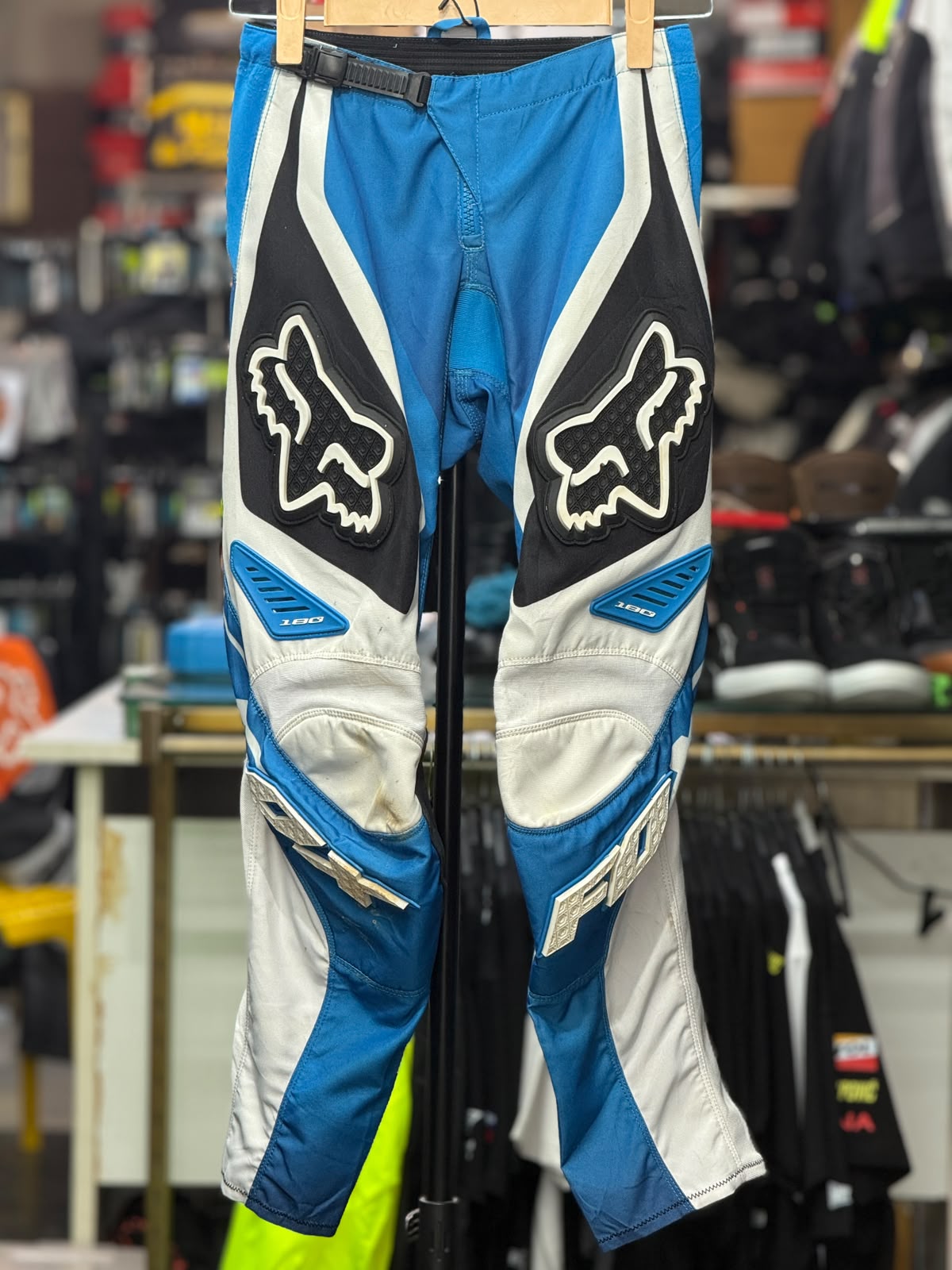 FOX MX SIZE 28 WAIST