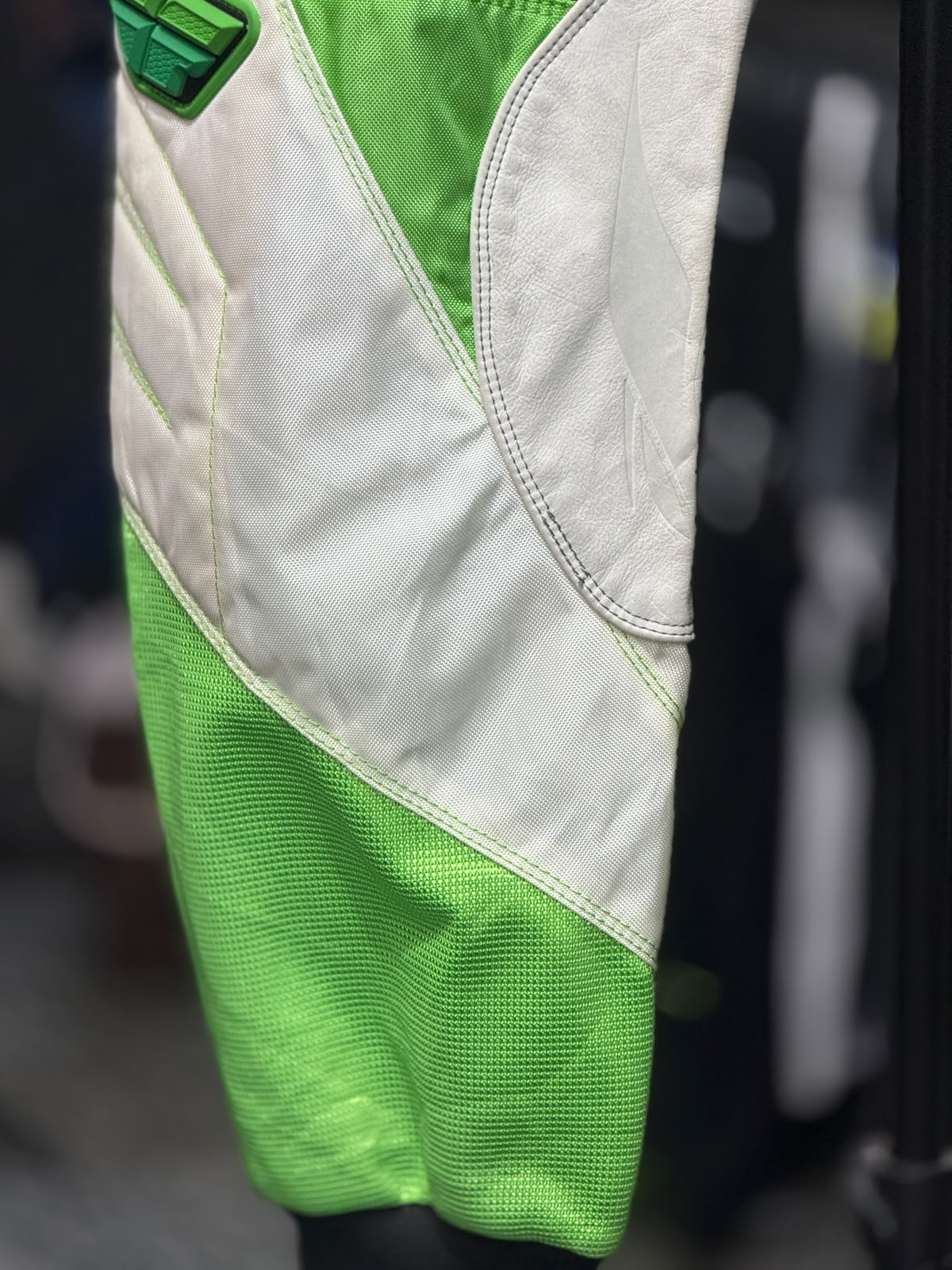 FLY RACING MX PANT SIZE 40 WAIST - Image 4