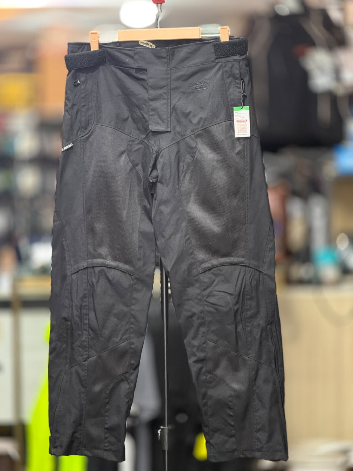 AIR SPIN MESH TOURING RIDING PANT WITH LEVEL 2 PROTECTION SIZE 38 WAIST