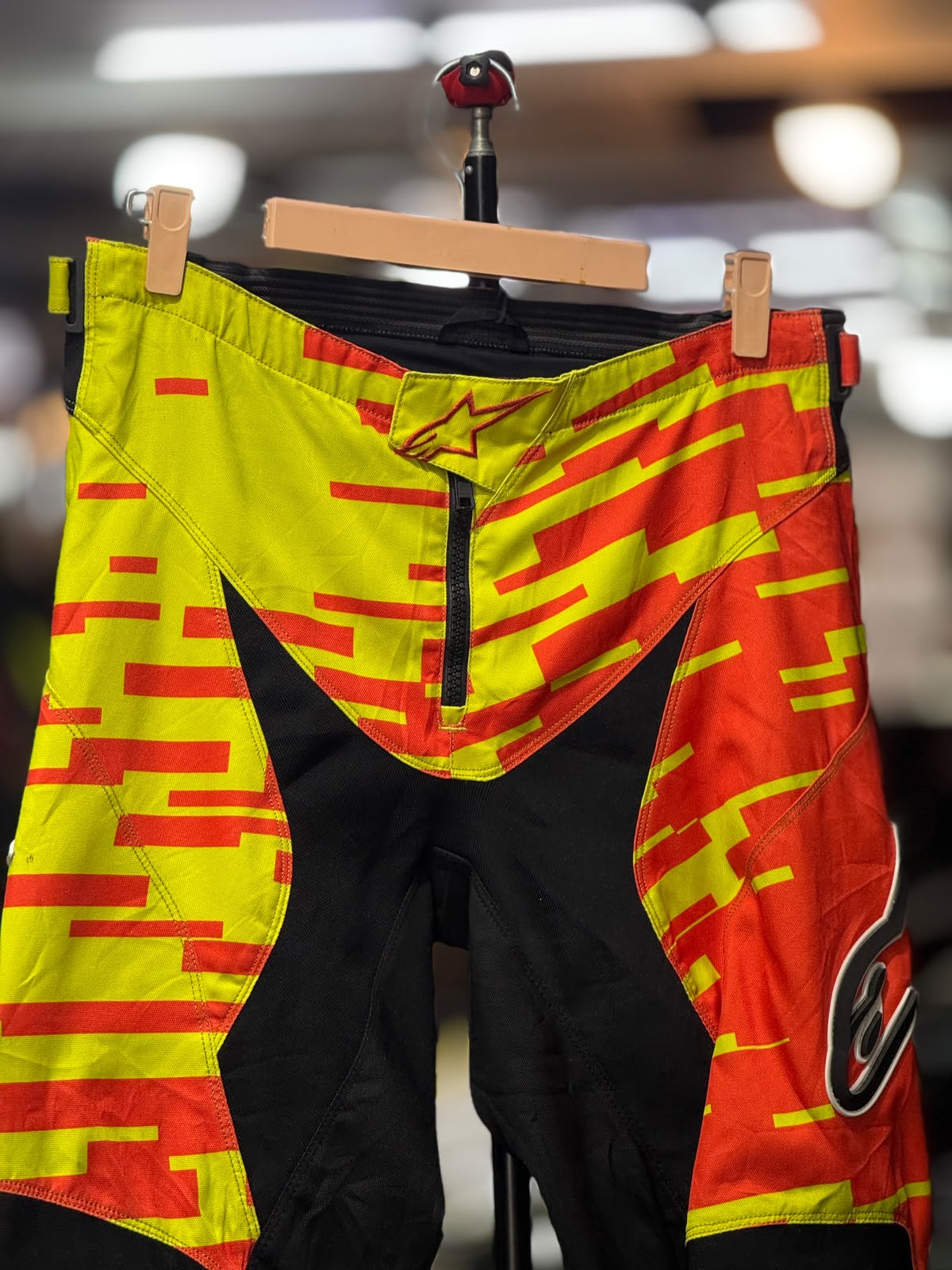 ALPINESTAR MX PANT SIZE 36 WAIST - Image 4