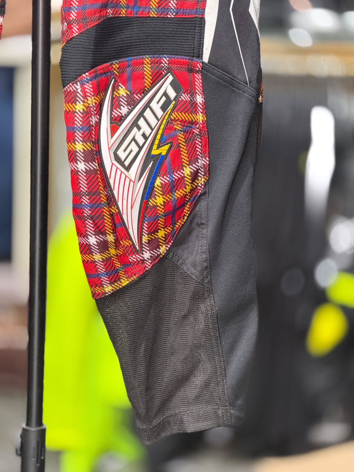 SHIFT MX PANT SIZE 36 WAIST - Image 4