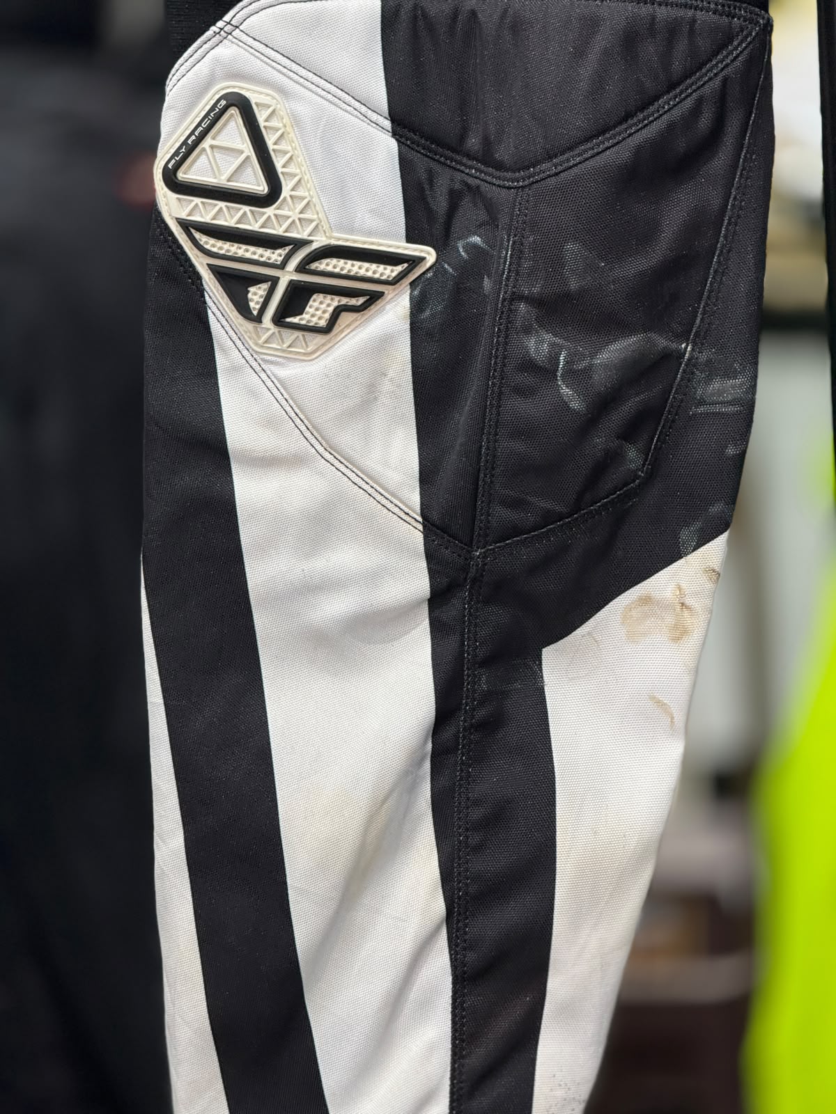 FLY RACING MX PANT SIZE 36 WAIST - Image 4