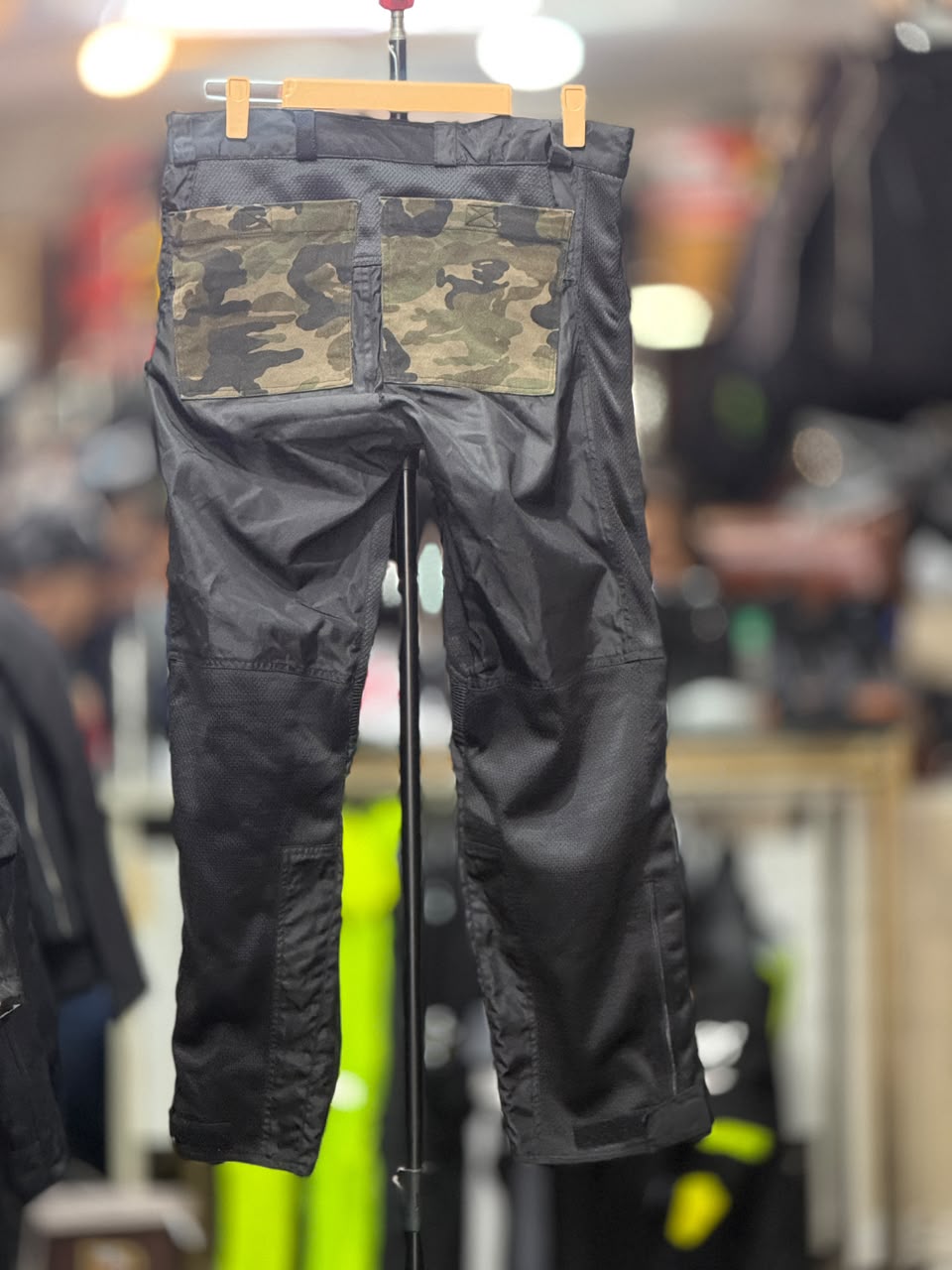 SPADA TOURING RIDING PANT WITH LEVEL 2 PROTECTION SIZE 36 WAIST - Image 3