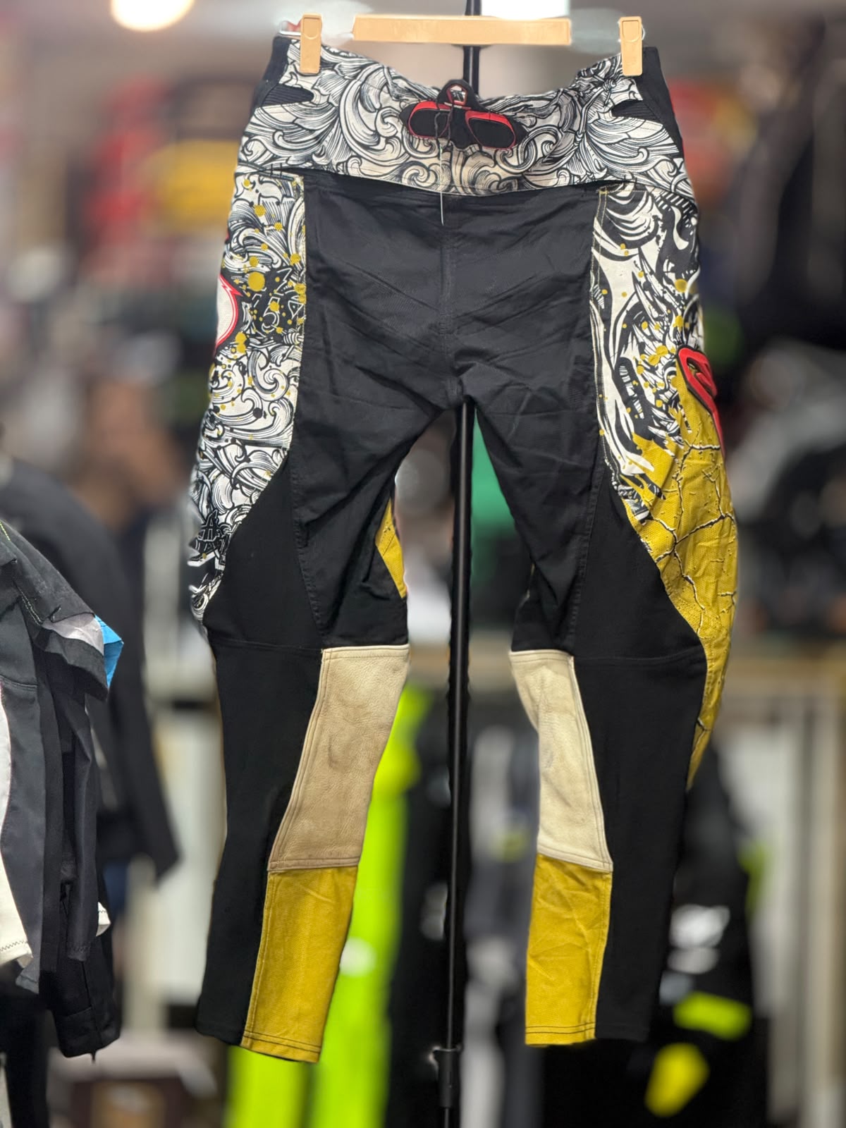 ALPINESTAR MX PANT SIZE 34 WAIST - Image 5