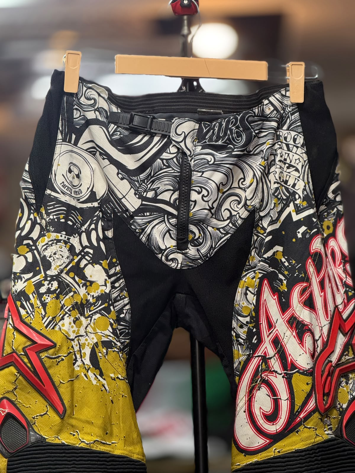 ALPINESTAR MX PANT SIZE 34 WAIST - Image 2