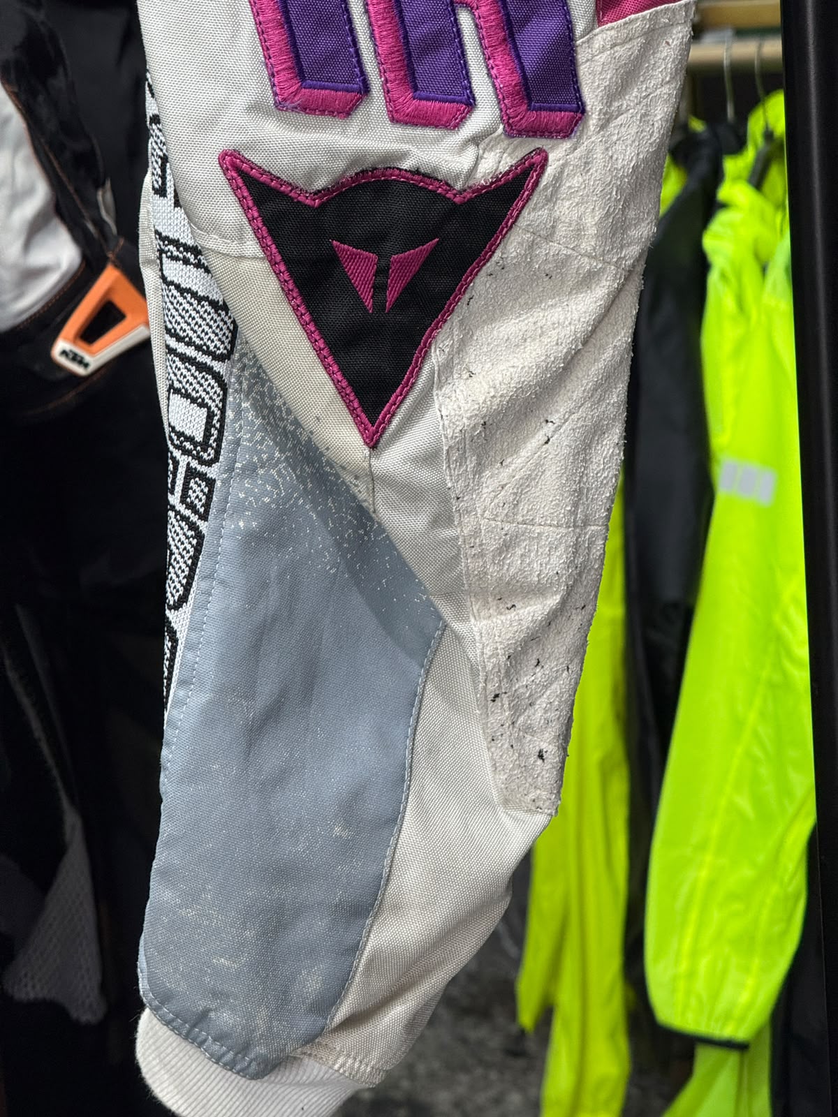 DAINESE MX PANT SIZE 34 WAIST - Image 5