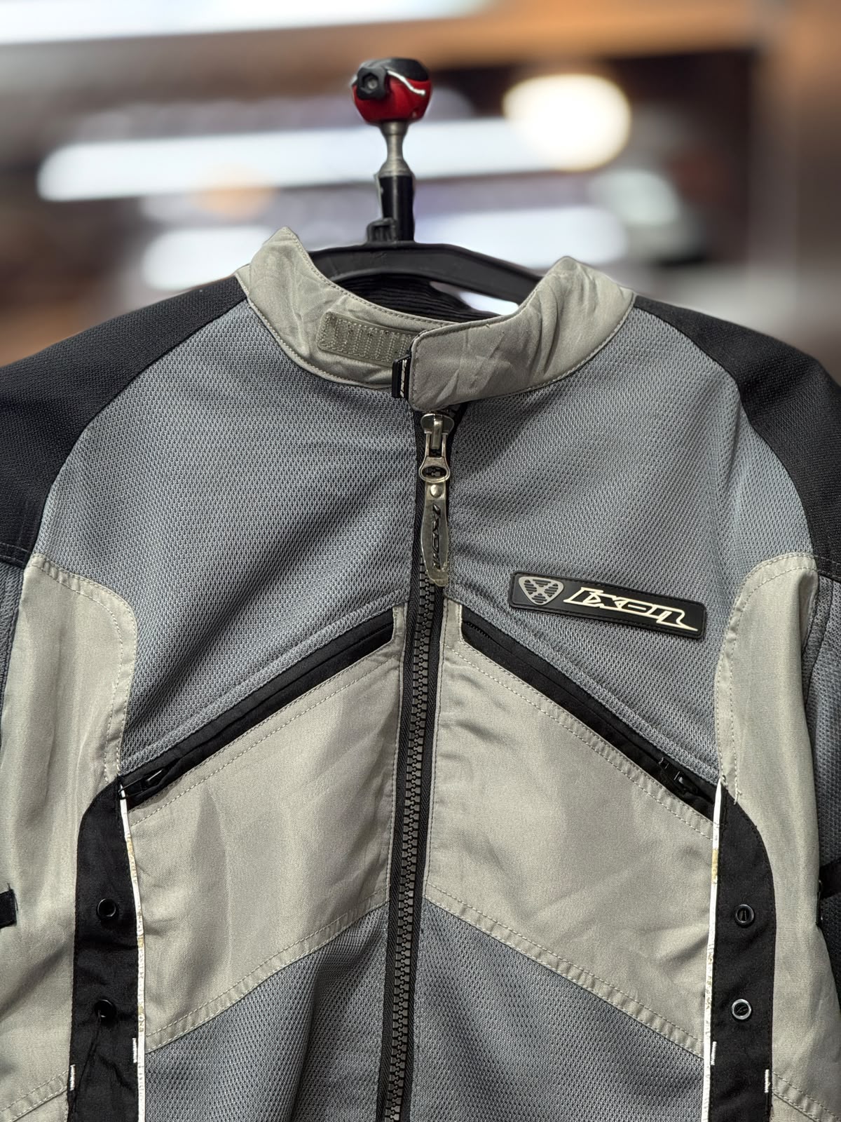 IXON RIDING JACKET WITH LEVEL 2 PROTECTION SIZE XL 44 CHEST - Image 5