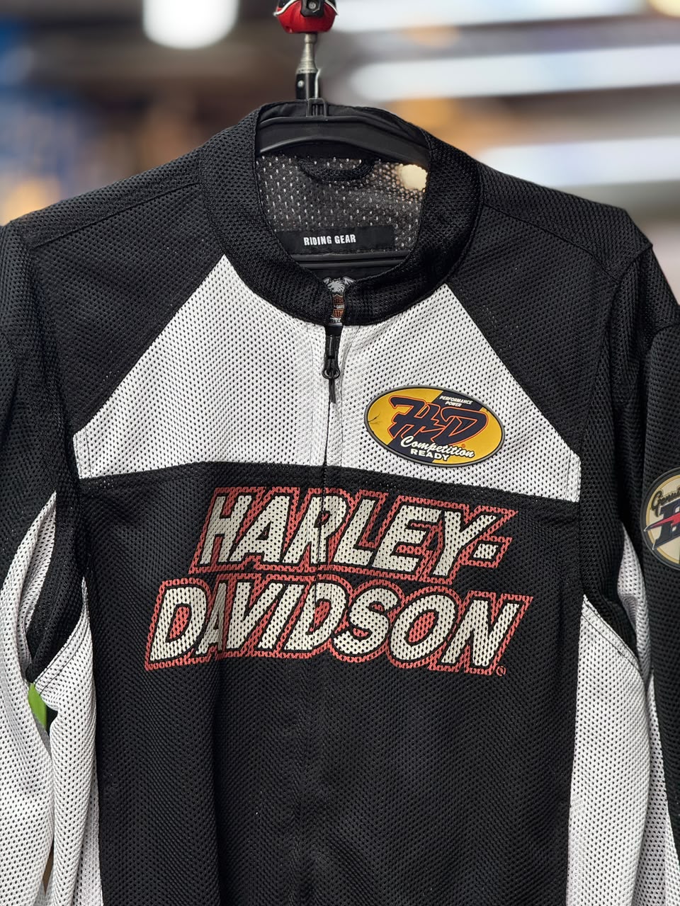 HARLEY DAVIDSON RIDING JACKET WITH LEVEL 2 PROTECTION SIZE L (42 Chest) - Image 2