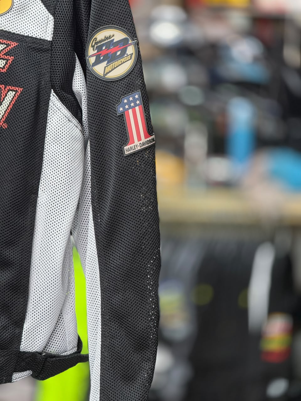 HARLEY DAVIDSON RIDING JACKET WITH LEVEL 2 PROTECTION SIZE L (42 Chest) - Image 5