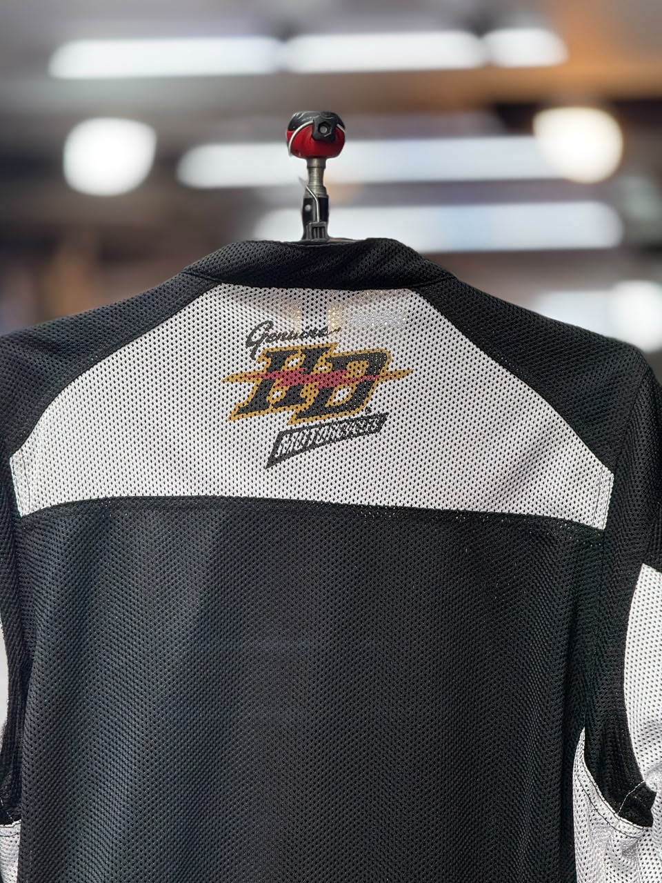 HARLEY DAVIDSON RIDING JACKET WITH LEVEL 2 PROTECTION SIZE L (42 Chest) - Image 4