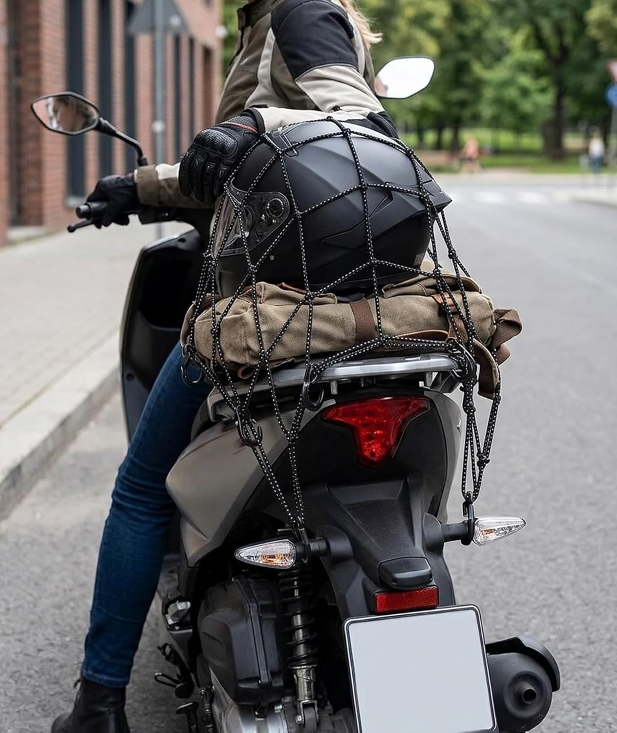 Bungee Net for Bike, Cargo Net for Bike Luggage with Elastic Cords, Secures Items on Motorcycles Bicycles Scooters, 30x30 cm Black Storage Net - Image 6