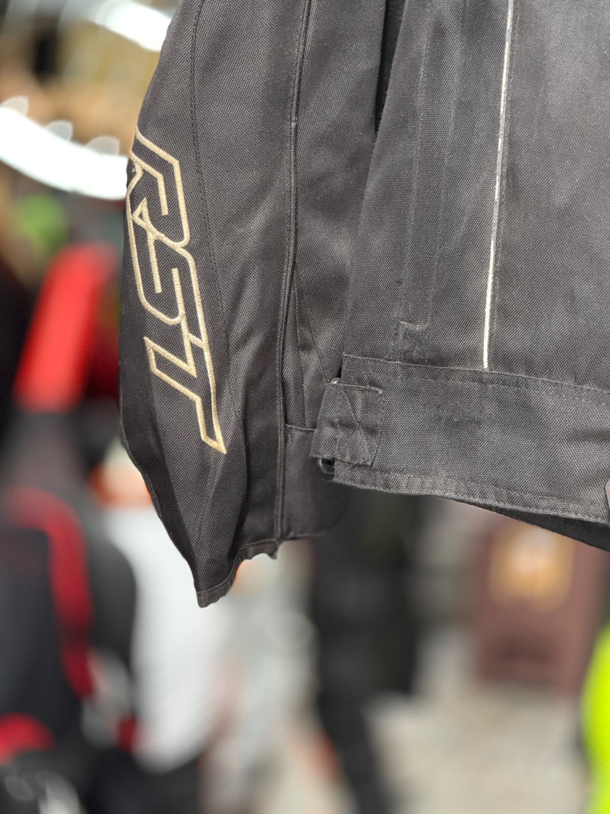 RST RIDING JACKET WITH LEVEL 2 PROTECTION SIZE L (42 Chest) - Image 4