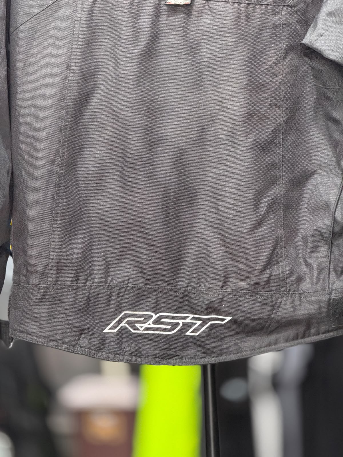 RST RIDING JACKET WITH LEVEL 2 PROTECTION SIZE L (42 Chest) - Image 8