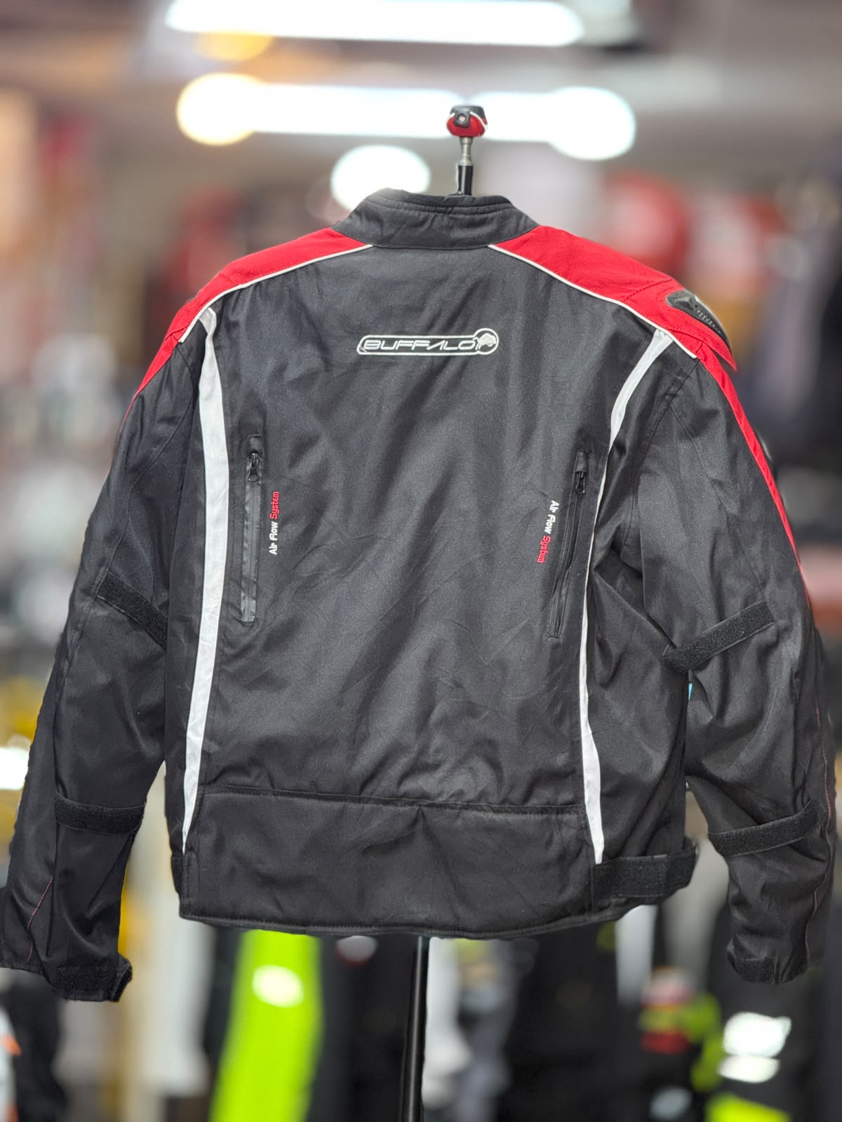 BUFFALO RIDING JACKET WITH LEVEL 2 PROTECTION SIZE XL (44 Chest) - Image 4