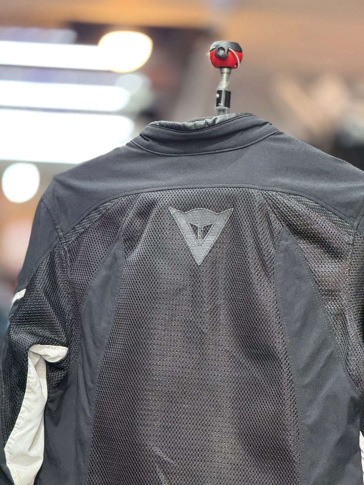 DAINESE MESH RIDING JACKET WITH LEVEL 2 PROTECTION SIZE 2XL (46 Chest) - Image 5