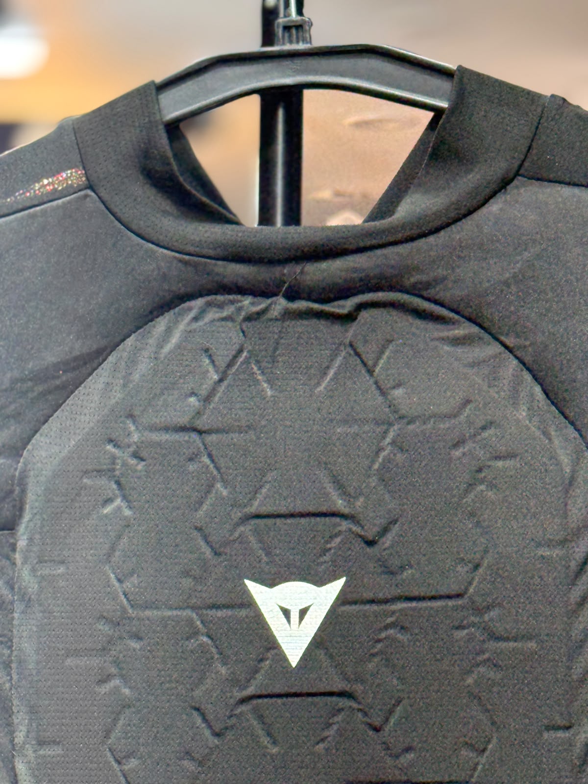 DAINESE BACK ARMOUR SIZE S CHEST 38 - Image 4