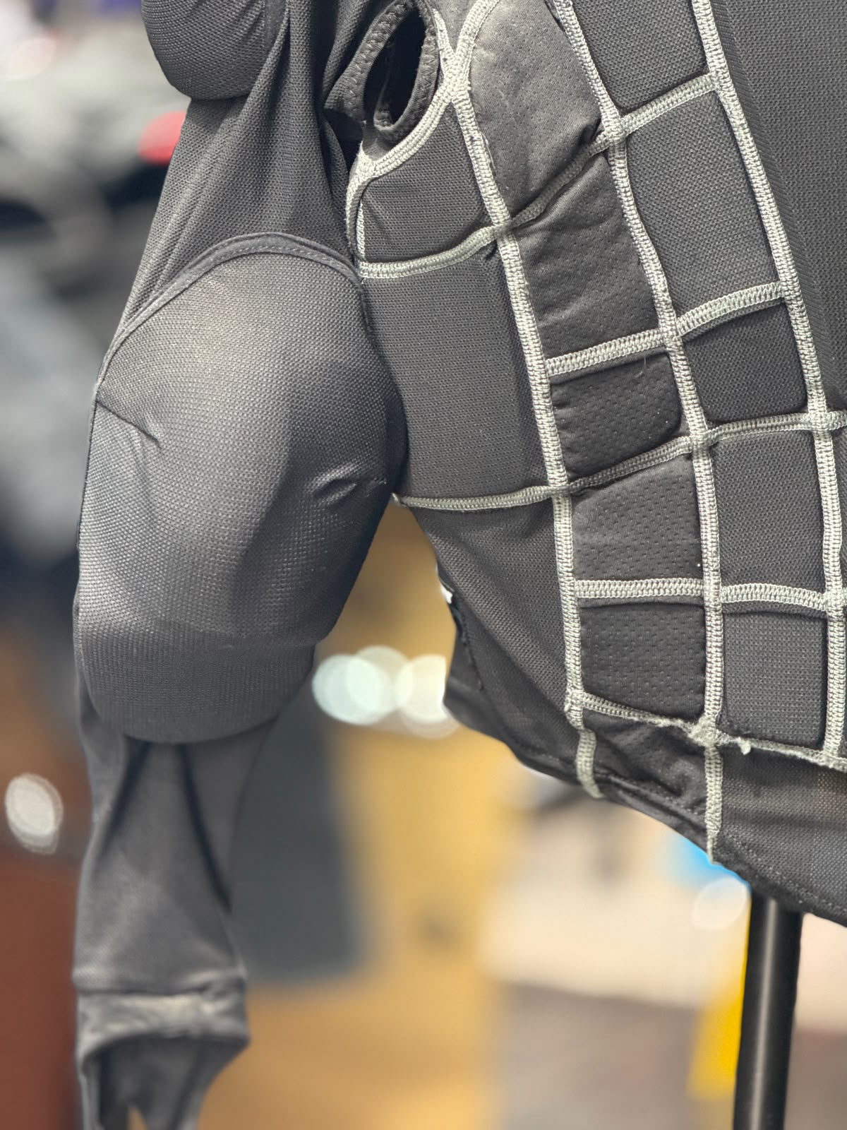 KENNY ARMOUR WITH LEVEL 2 PROTECTION SIZE XS CHEST 36 - Image 8