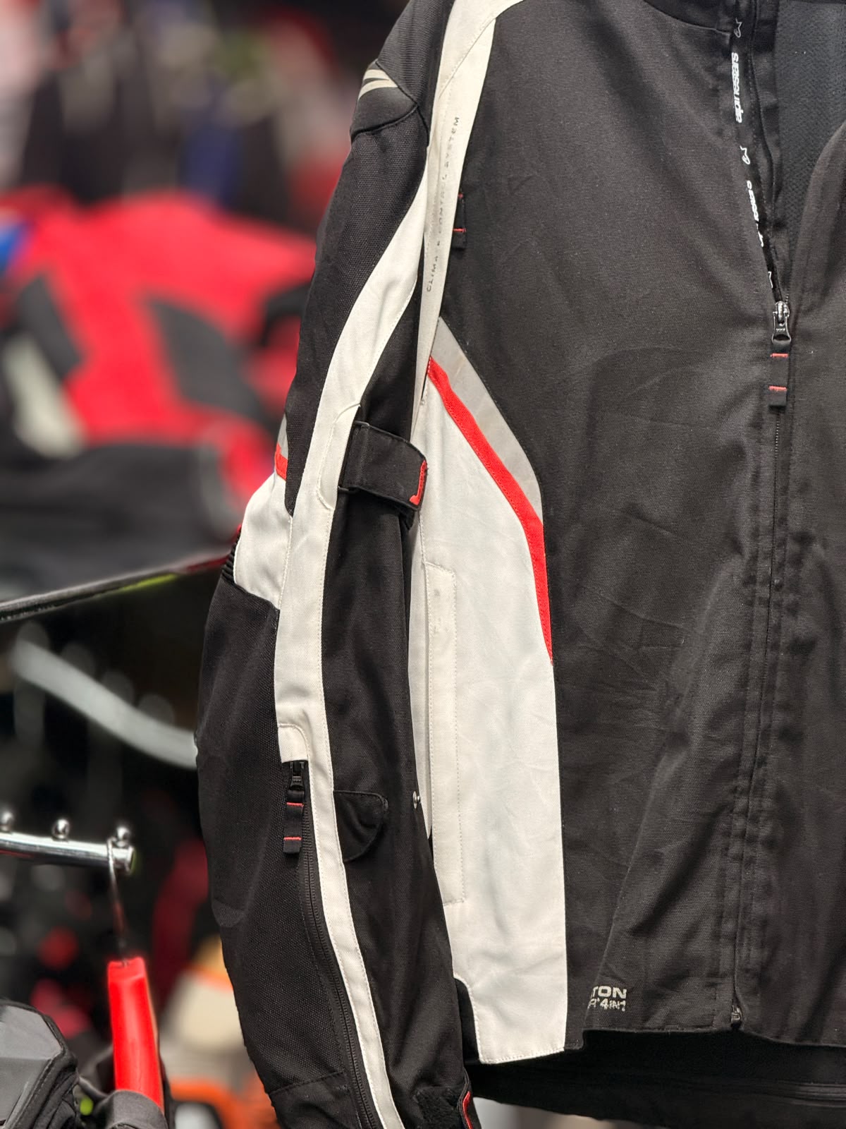 ALPINESTAR RIDING JACKET WITH LEVEL 2 PROTECTION SIZE 2XL 46 CHEST - Image 4