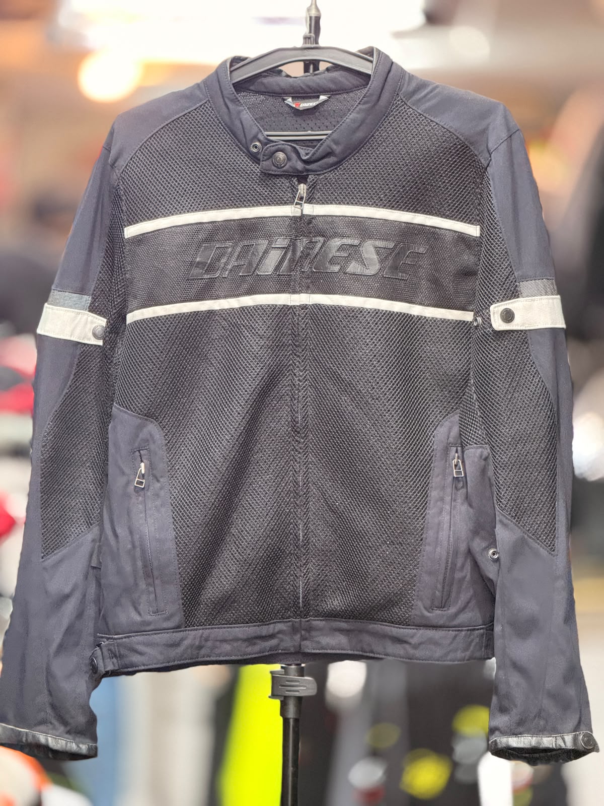 DAINESE MESH RIDING JACKET WITH LEVEL 2 PROTECTION SIZE 2XL 46 CHEST