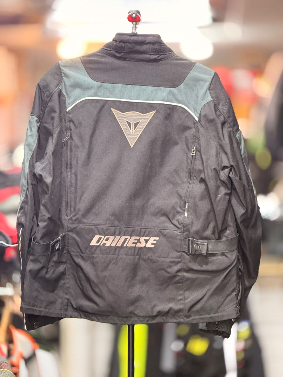DAINESE TOURING RIDING JACKET WITH LEVEL 2 PROTECTION SIZE 2XL 46 CHEST - Image 2