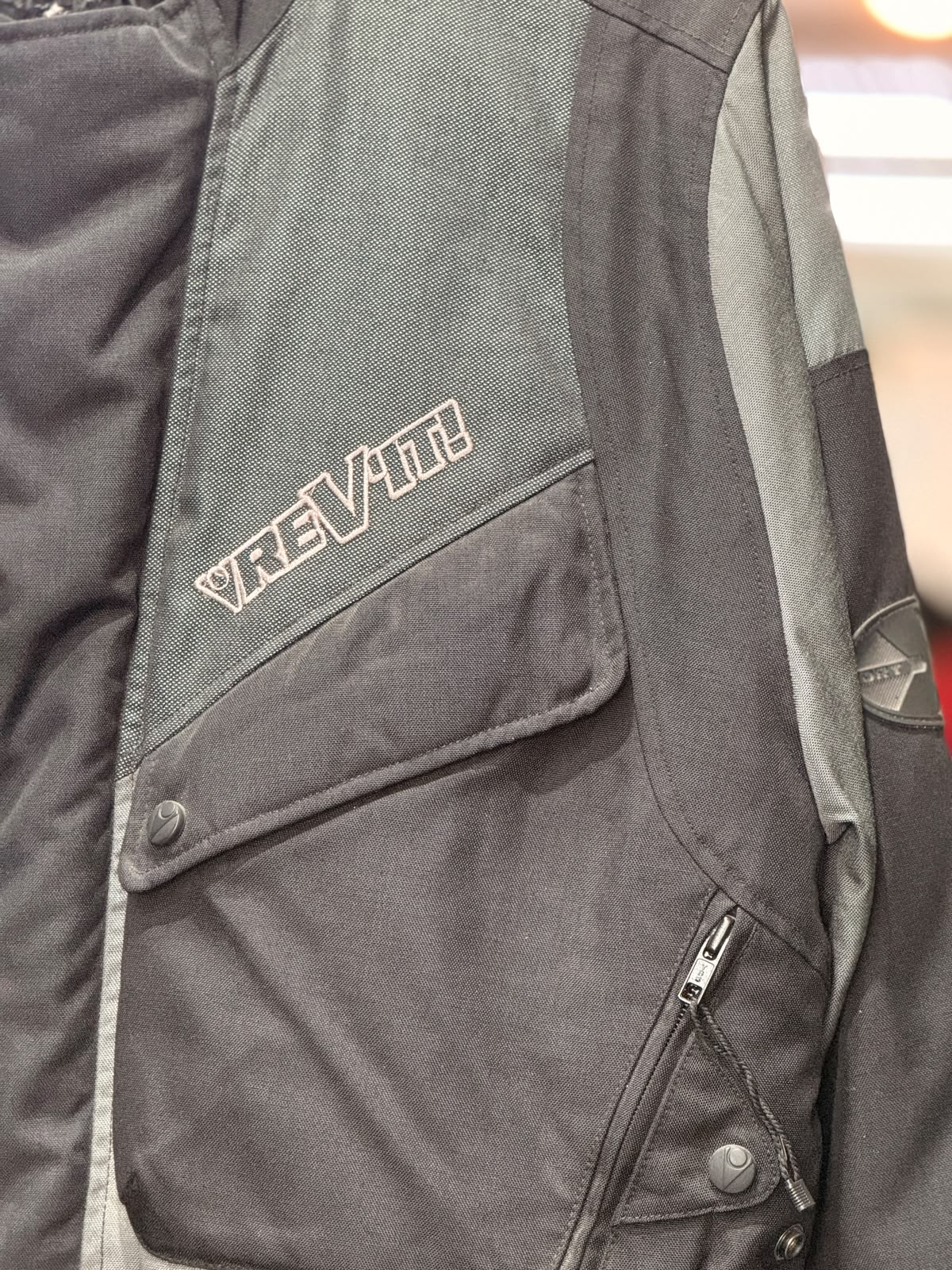 REVIT TOURING RIDING JACKET WITH LEVEL 2 PROTECTION SIZE 2XL 46 CHEST - Image 6