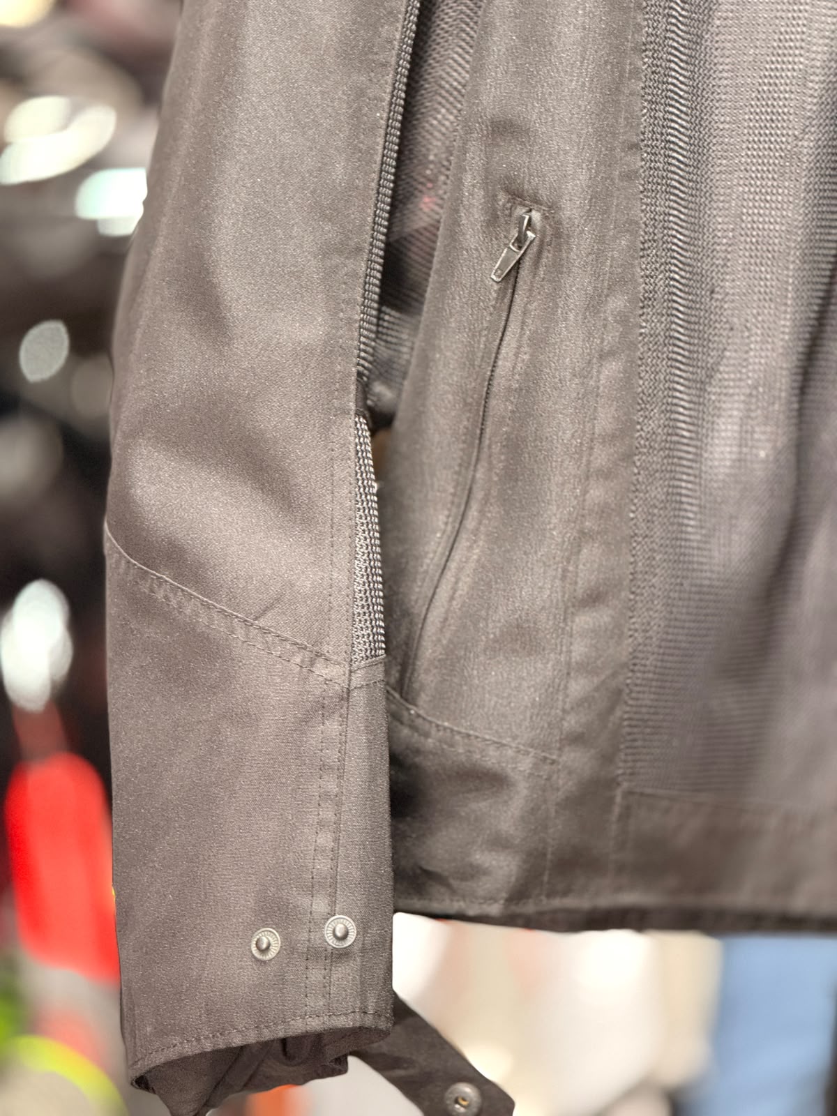 IXON MESH RIDING JACKET WITH LEVEL 2 PROTECTION SIZE 2XL 46 CHEST - Image 3