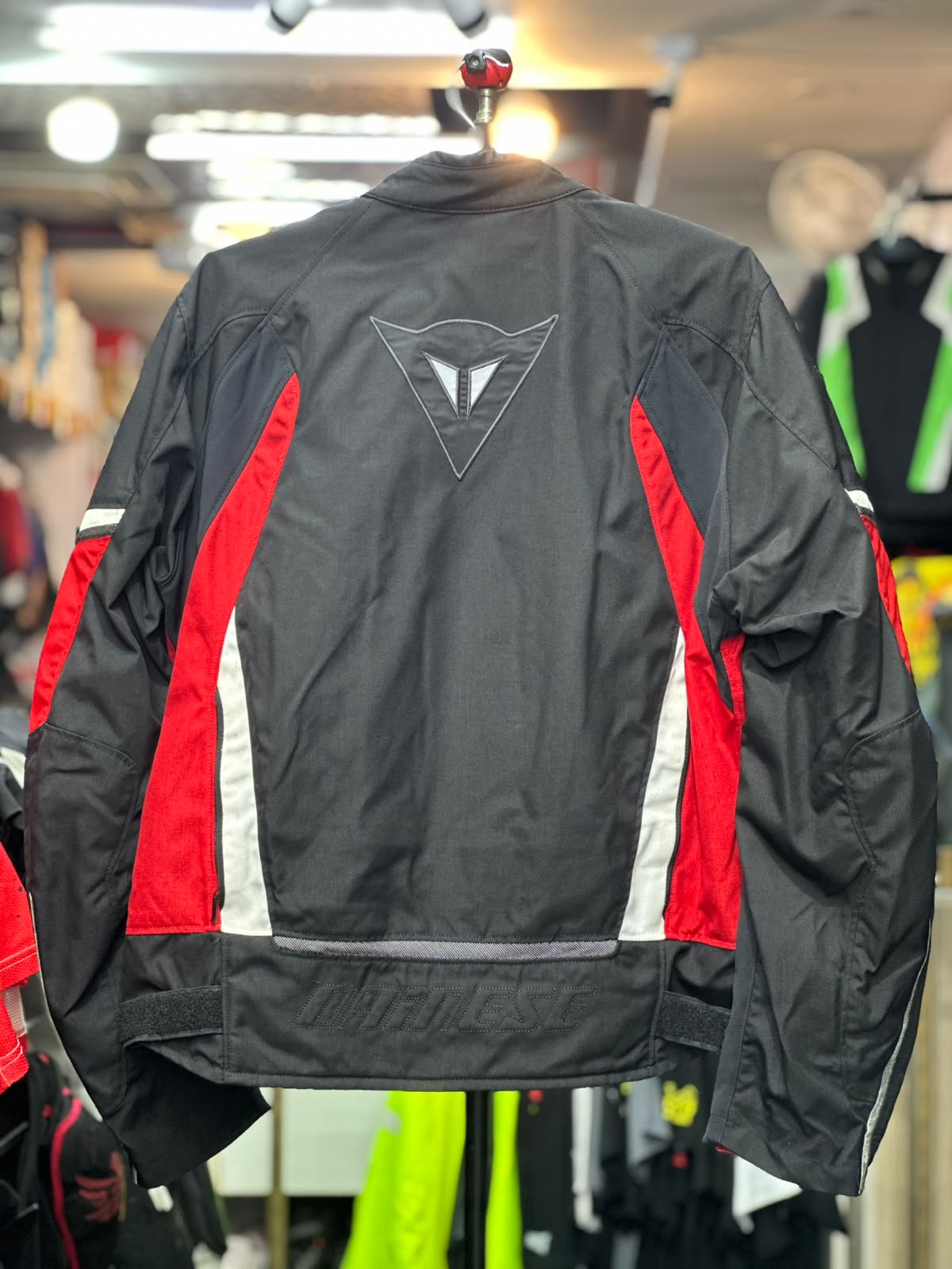 DAINESE TOURING RIDING JACKET WITH LEVEL 2 PROTECTION SIZE XL 44 CHEST - Image 2