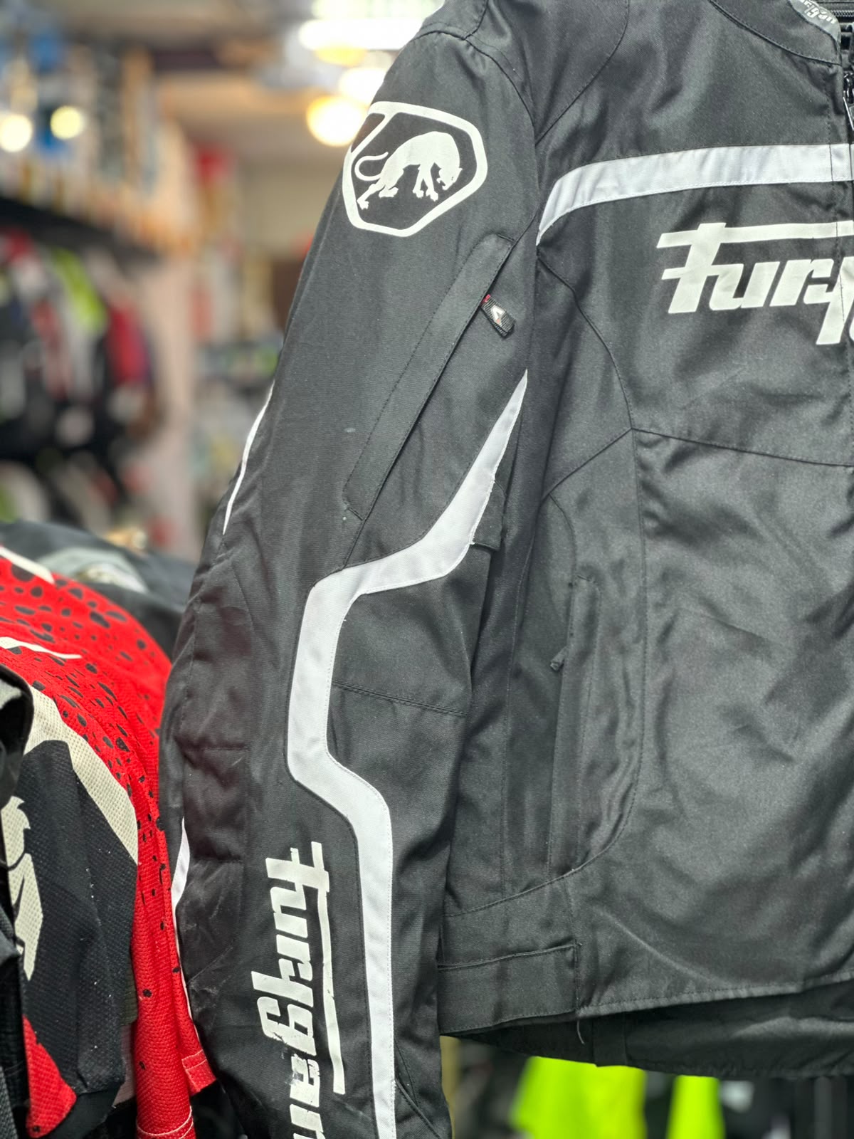 FURYGEN RIDING JACKET WITH LEVEL 2 PROTECTION SIZE XL 44 CHEST - Image 4