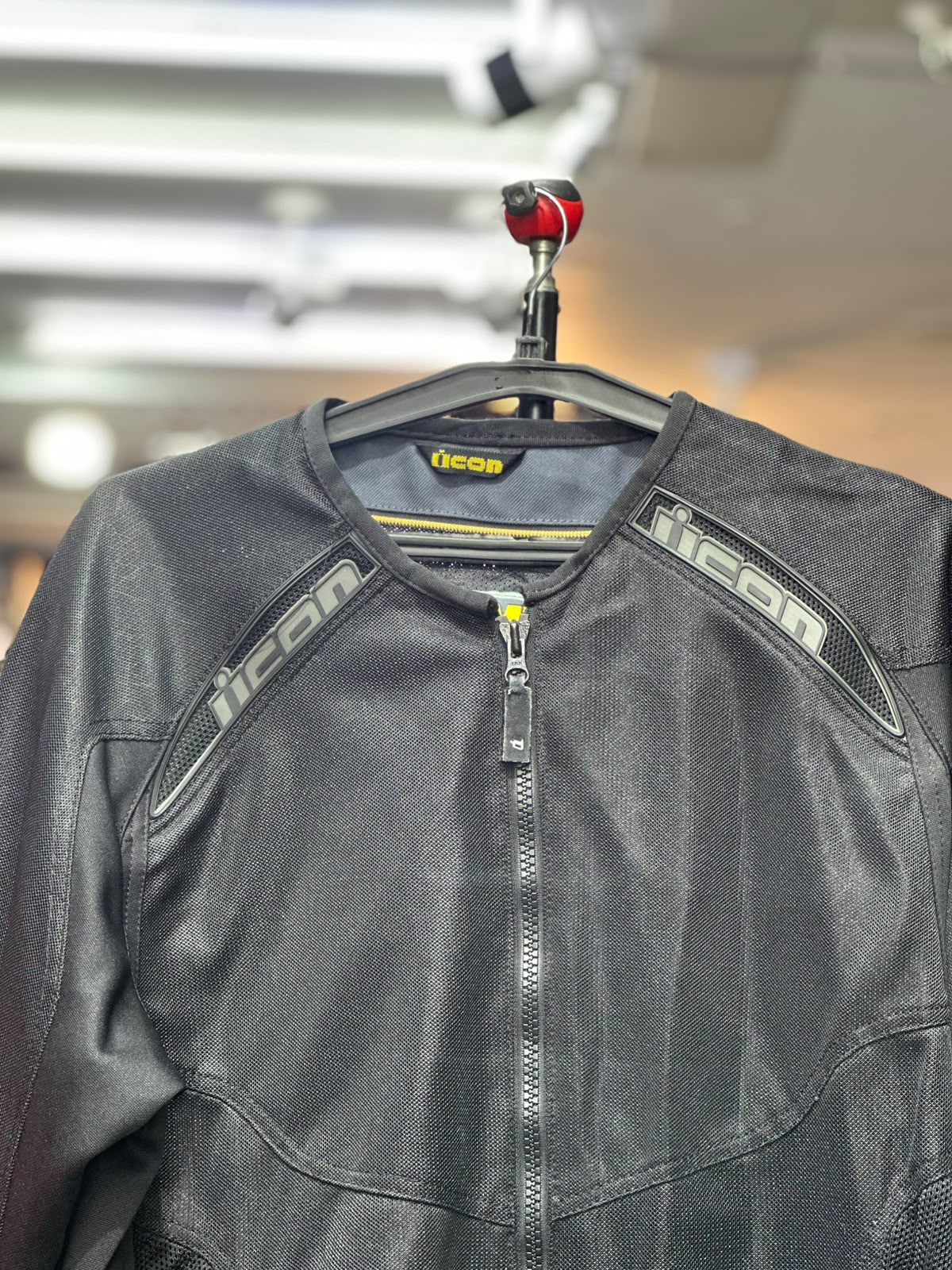 ICON MESH RIDING JACKET WITH LEVEL 2 PROTECTION SIZE XL 44 CHEST - Image 5