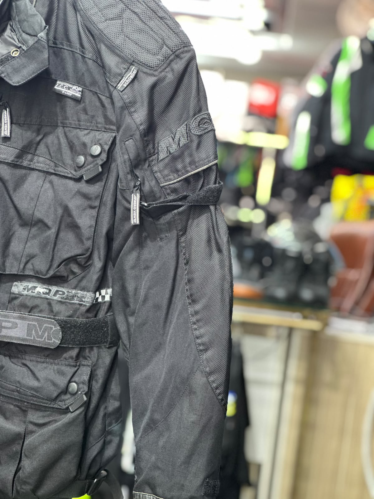 MQP TOURING RIDING JACKET WITH LEVEL 2 PROTECTION SIZE XL 44 CHEST - Image 4