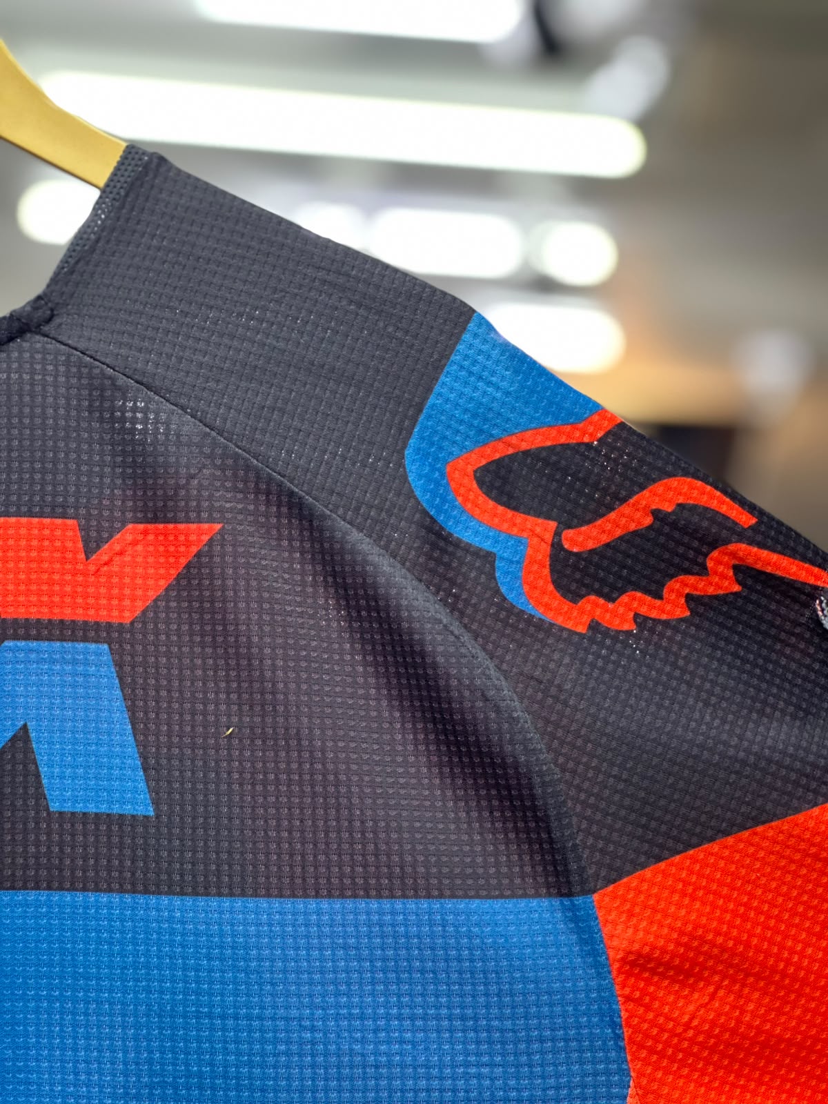 FOX MX JERSY SIZE XL - Image 4