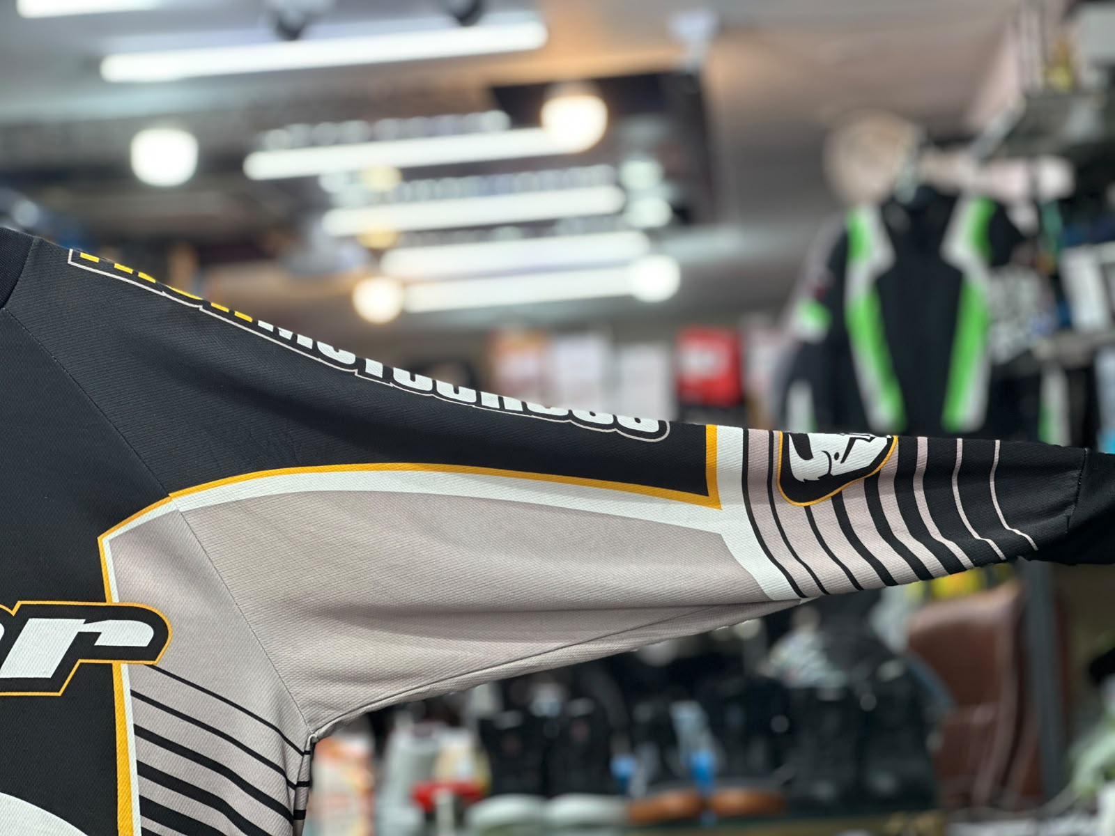 THOR MX JERSY SIZE L - Image 4