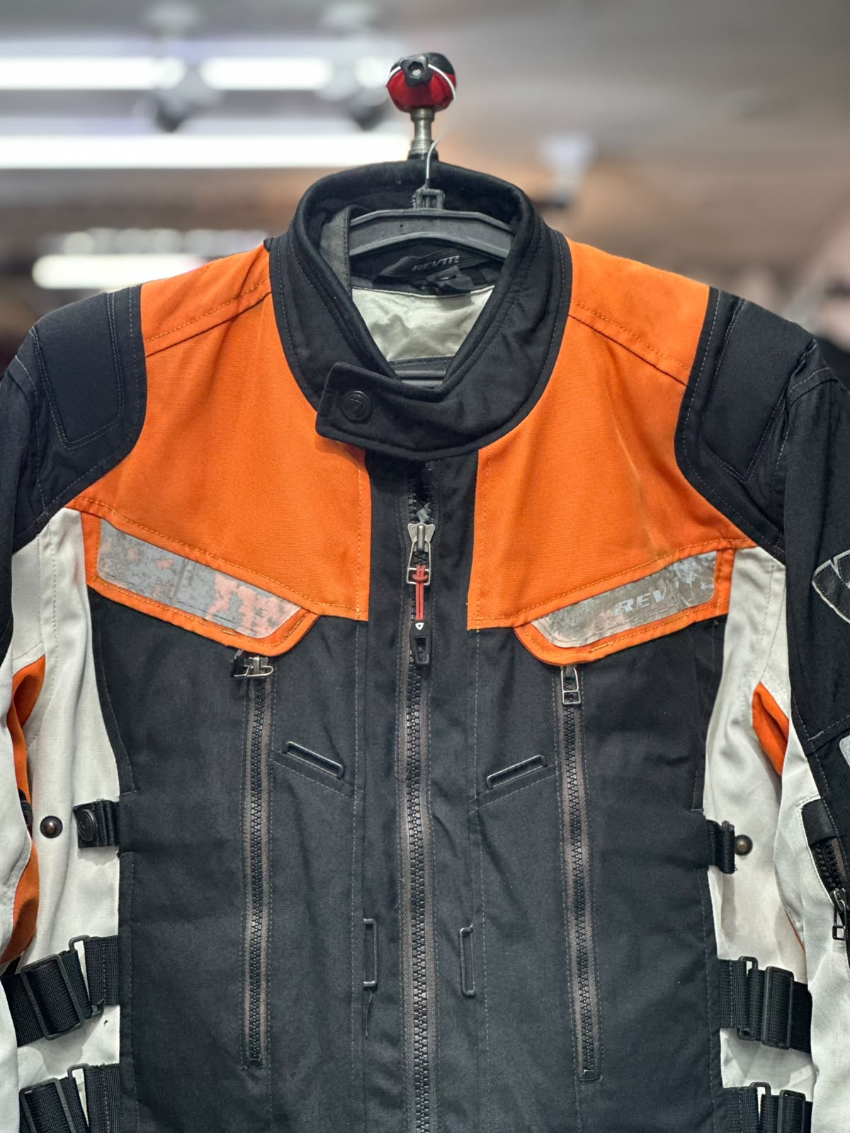 REVIT TOURING RIDING JACKET WITH LEVEL 2 PROTECTION SIZE L 42 CHEST - Image 7