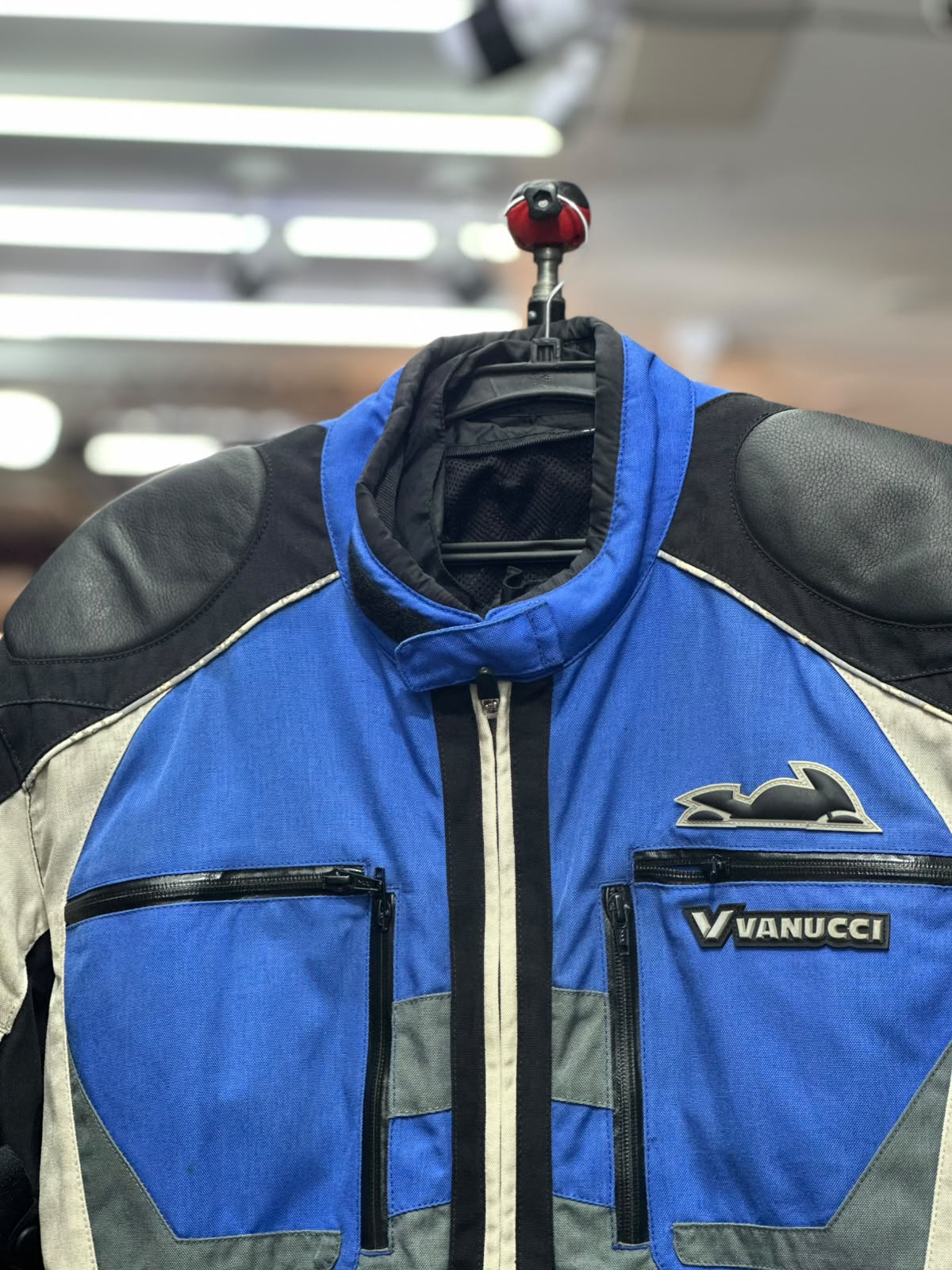 VANUCCI TOURING RIDING JACKET WITH LEVEL 2 PROTECTION SIZE L 42 CHEST - Image 7
