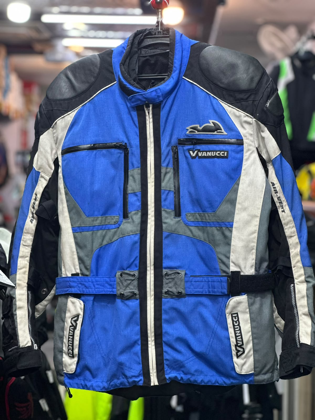 VANUCCI TOURING RIDING JACKET WITH LEVEL 2 PROTECTION SIZE L 42 CHEST